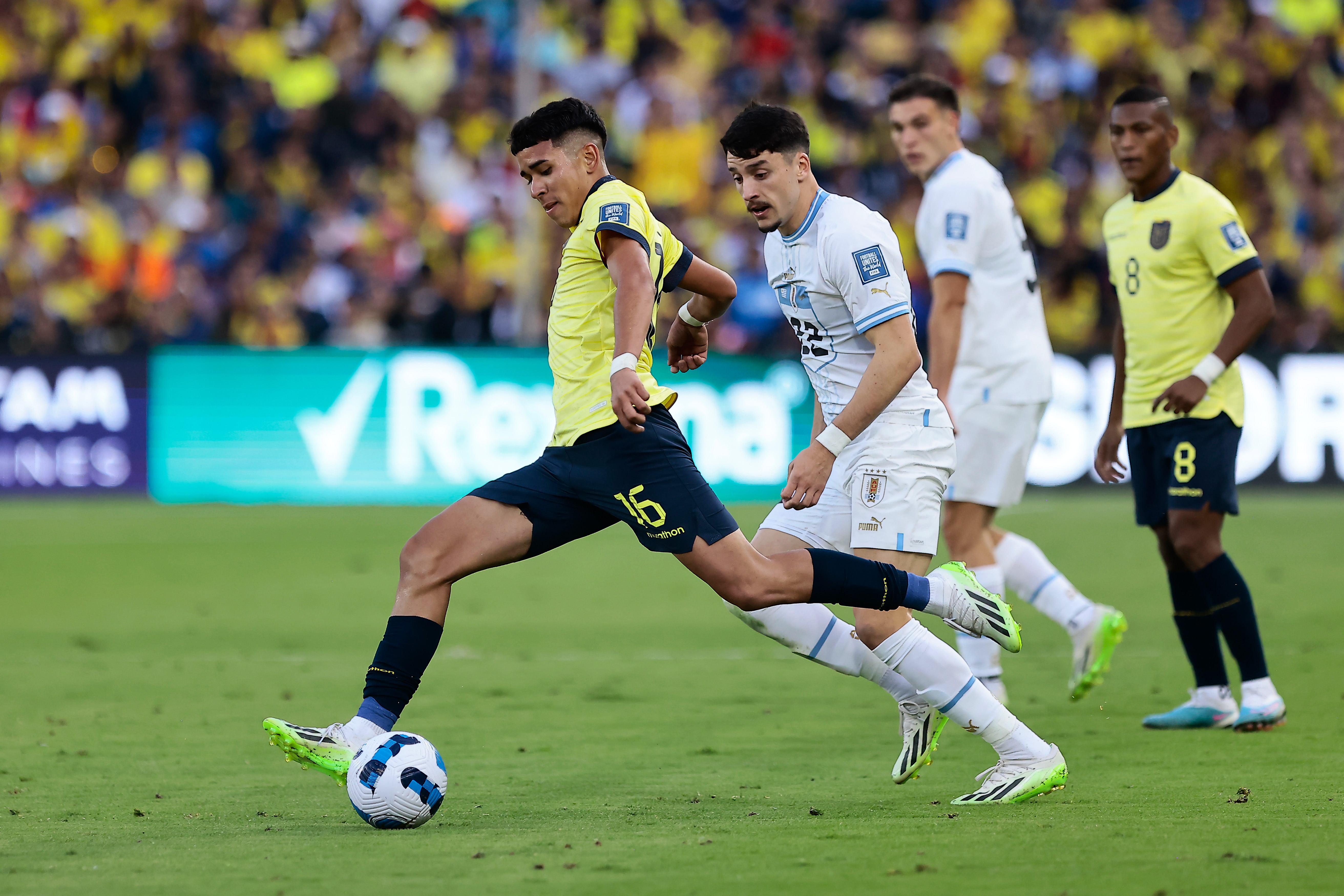 Paez war der Star der Show, als Ecuador Uruguay in einem WM-Qualifikationsspiel besiegte
