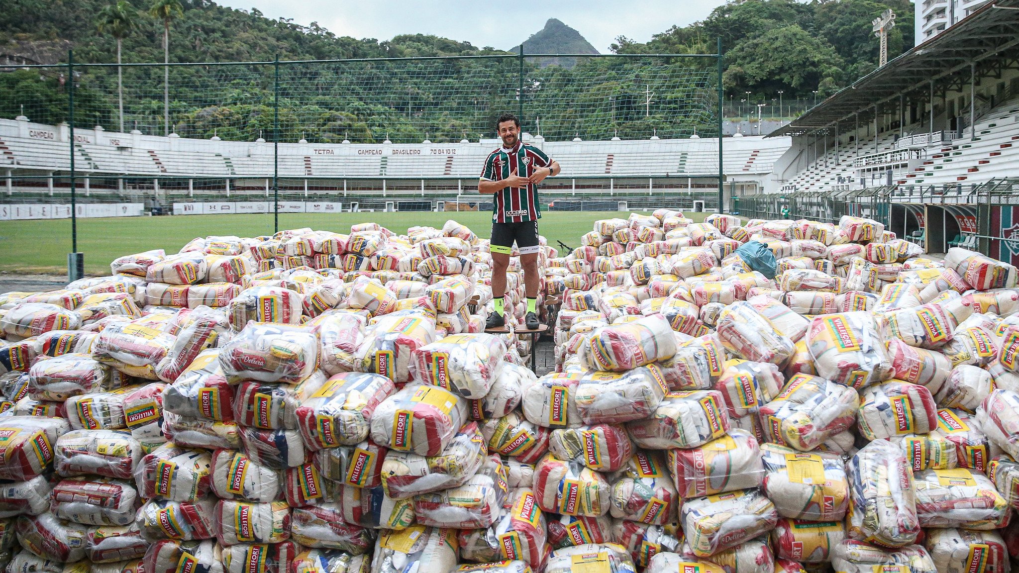 Für den wohltätigen Zweck wurden rund 4.000 Lebensmittelkörbe verteilt