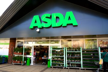 Asda-Käufer beeilen sich, einen „schnäppchen“ Eierstuhl zu kaufen, der für 189 £ Rabatt im Angebot ist