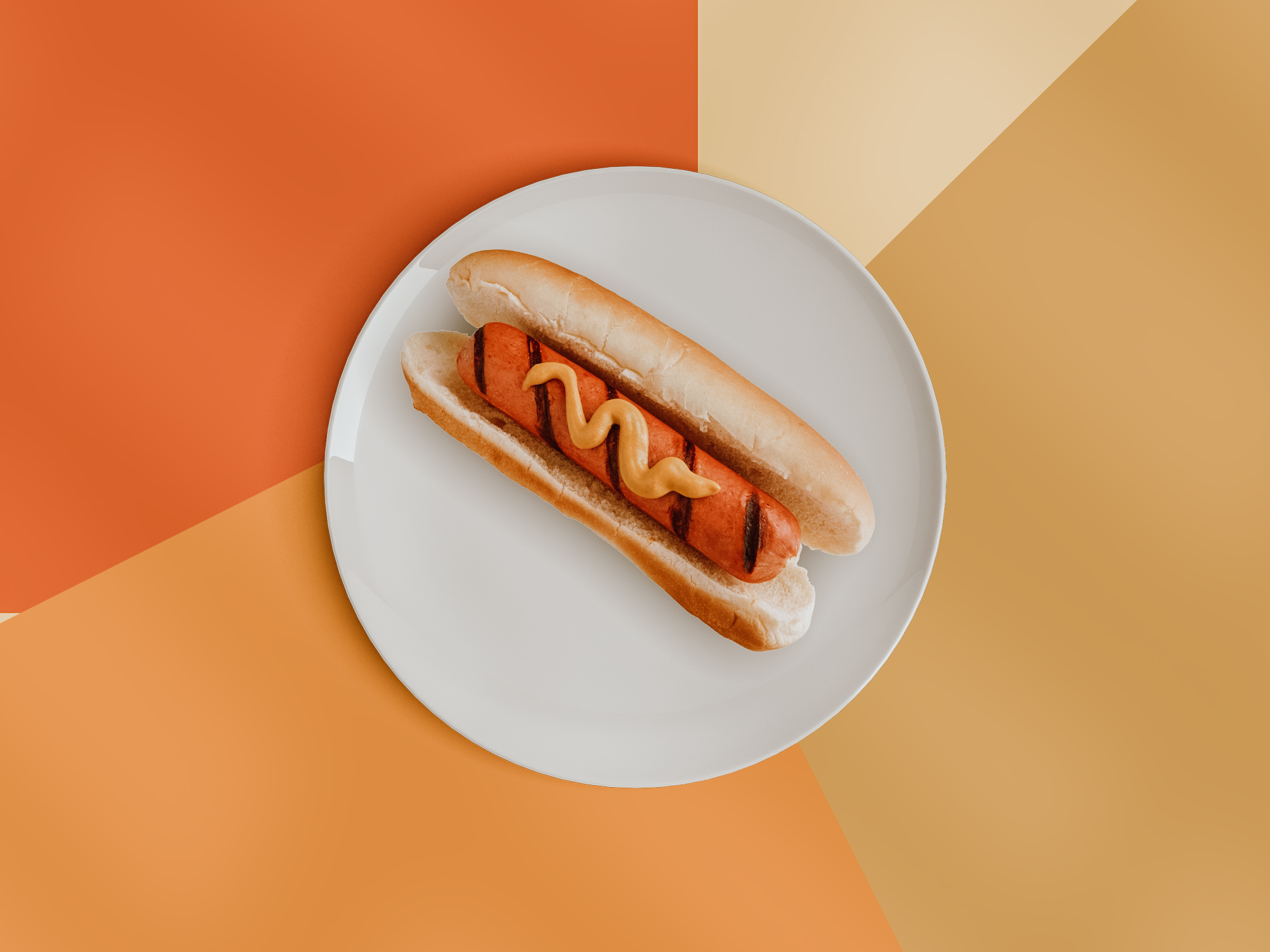 Ähnlich wie Pommes enthalten auch Hot Dogs Konservierungsstoffe, die die Haut austrocknen