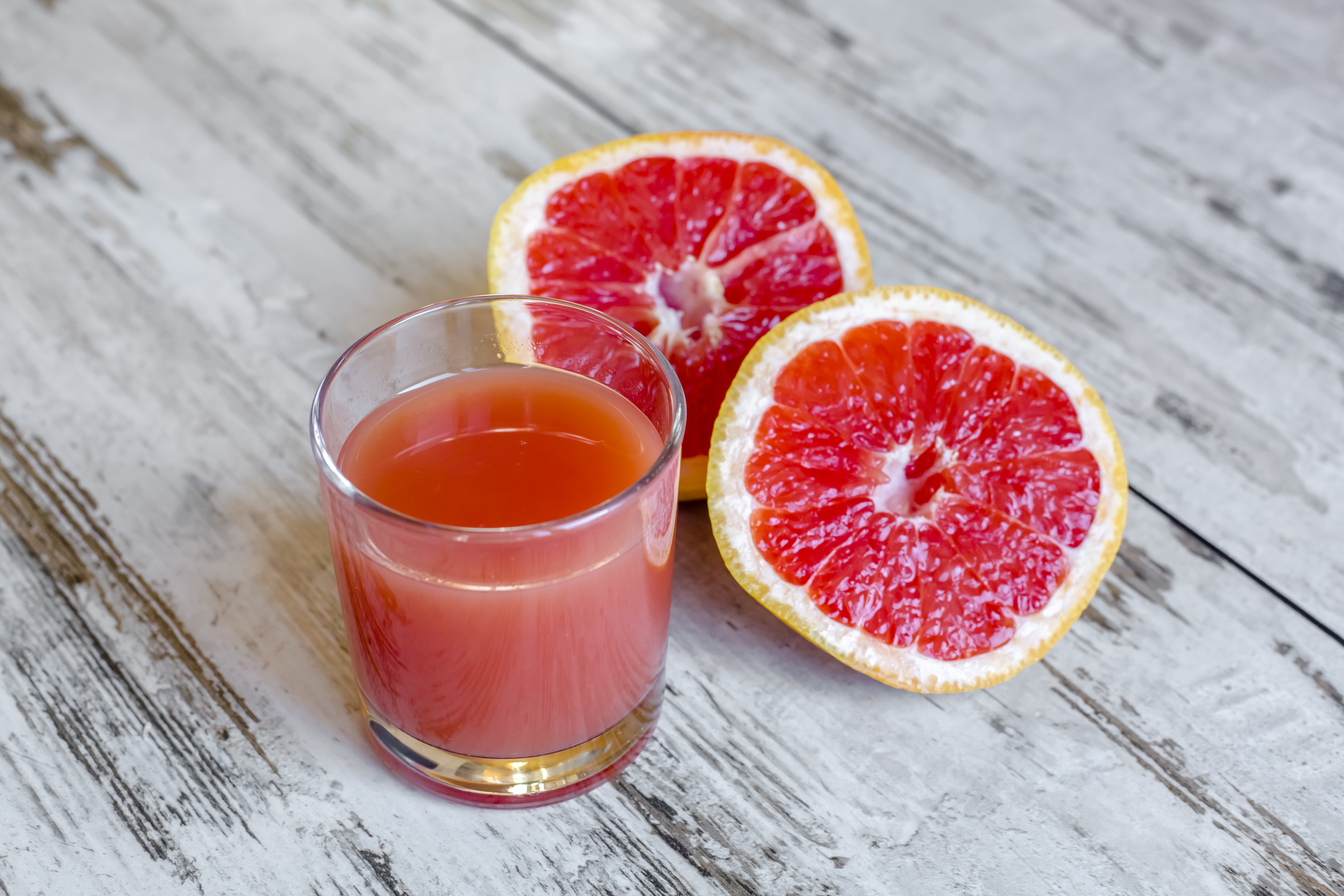 Ernährungswissenschaftler sagen, dass Grapefruit und andere Zitrusfrüchte wie Zitronen und Orangen gut für Ihr Kind sind