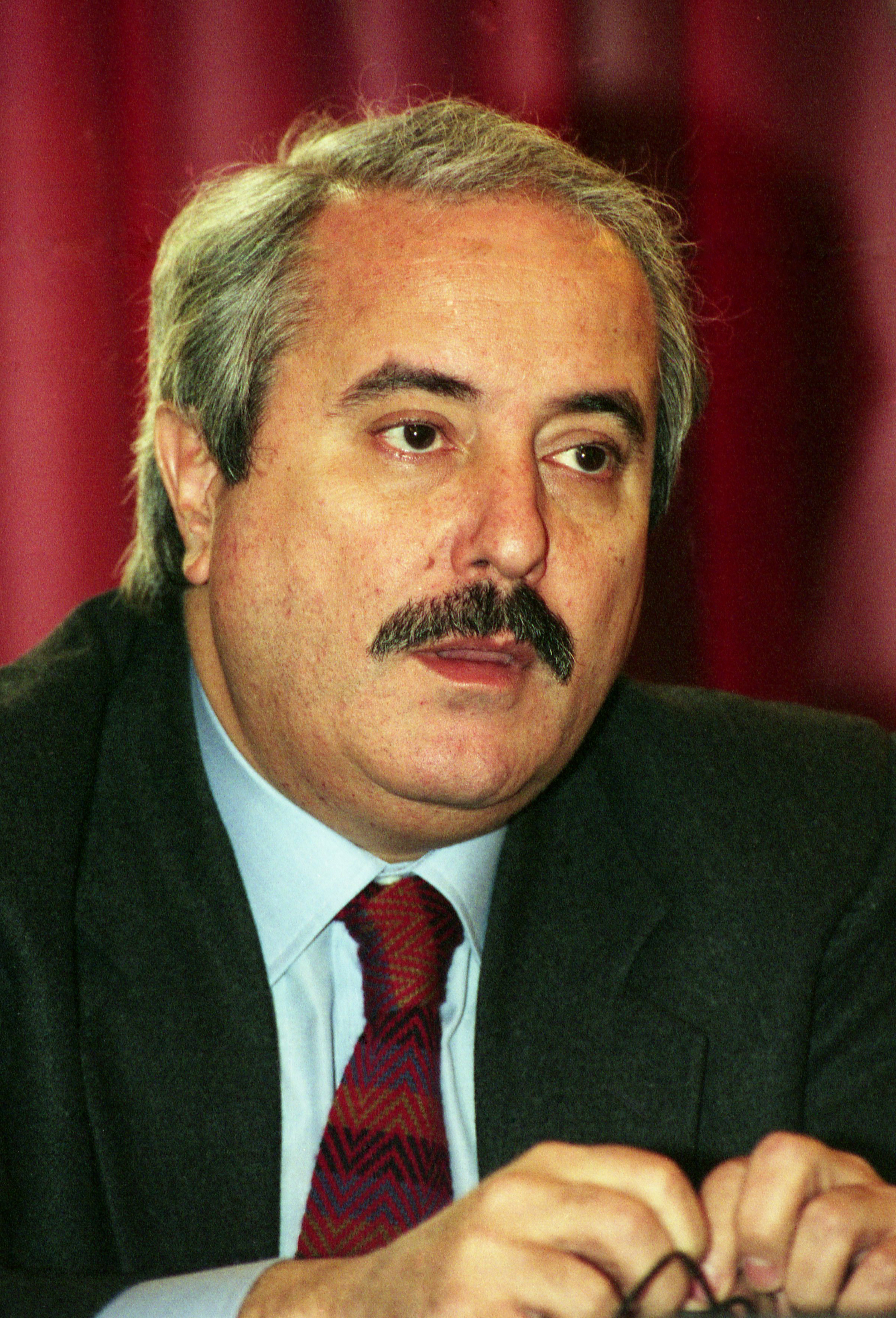Giovanni Falcone, abgebildet im Februar 1992, wurde bei einem Bombenanschlag getötet