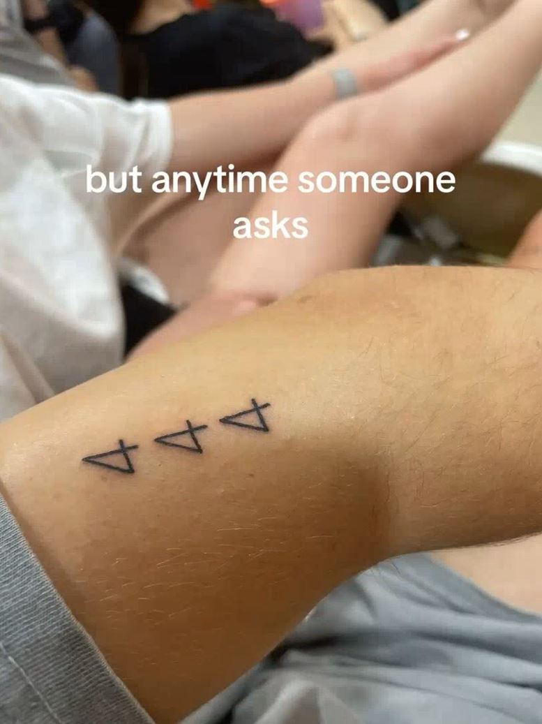 Sie erklärte, warum sie sich ein 444-Tattoo auf den Arm stechen ließ