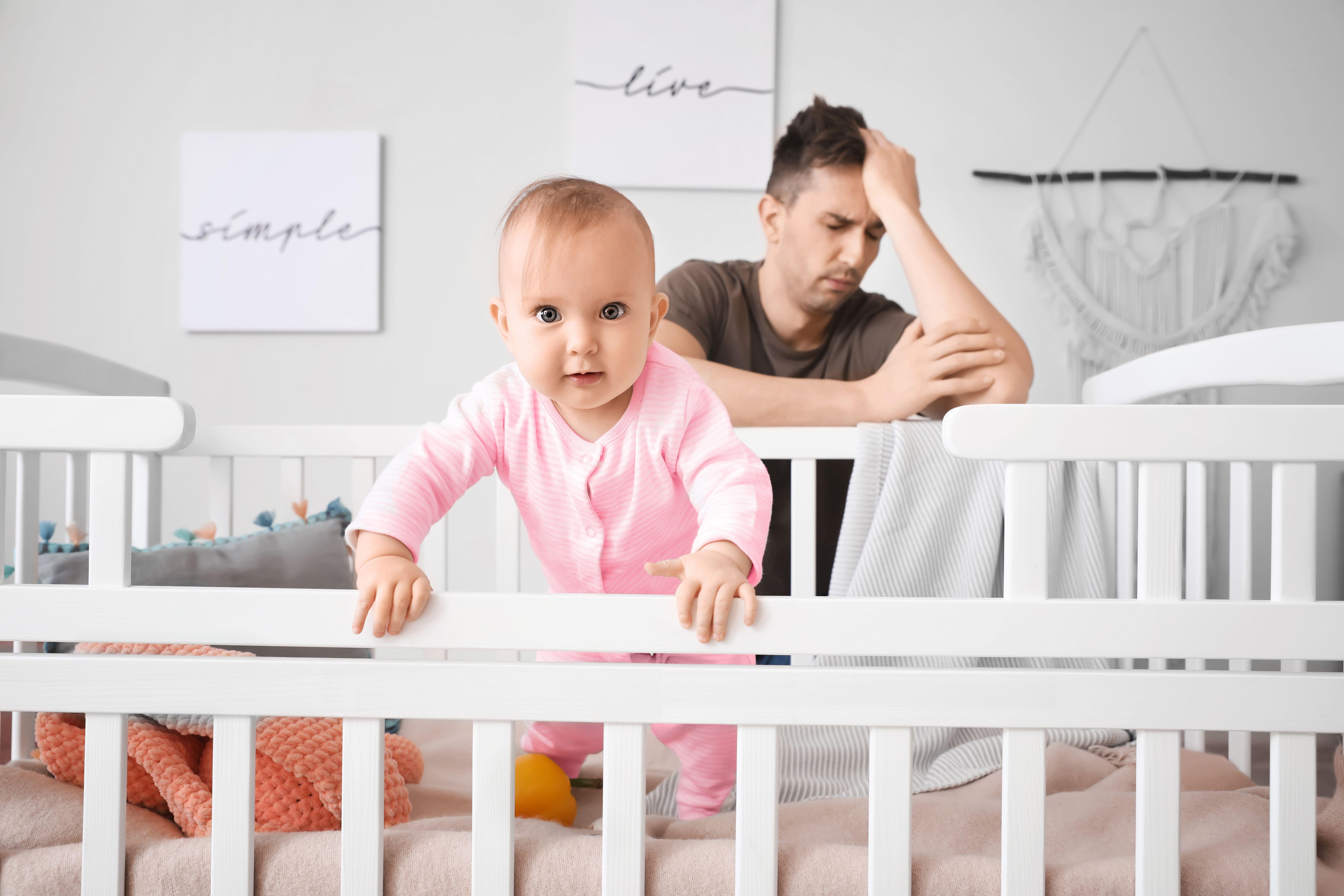 Heidi Skudder erklärte, dass der Mythos, dass Babys dazu gebracht werden, nicht zu schlafen, wahr ist "schädlich" zu den Eltern