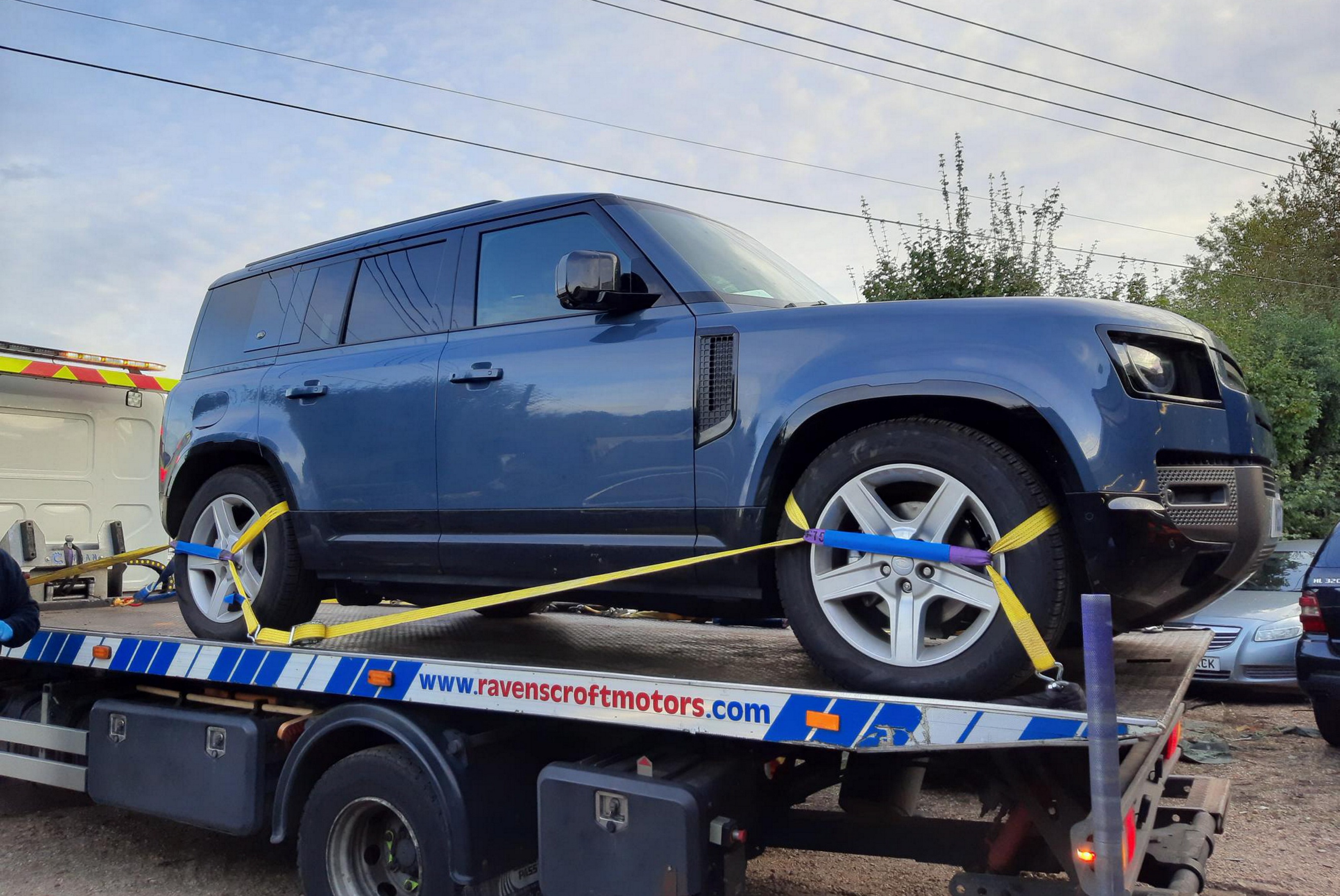 Der blaue Land Rover Defender im Wert von rund 55.000 £