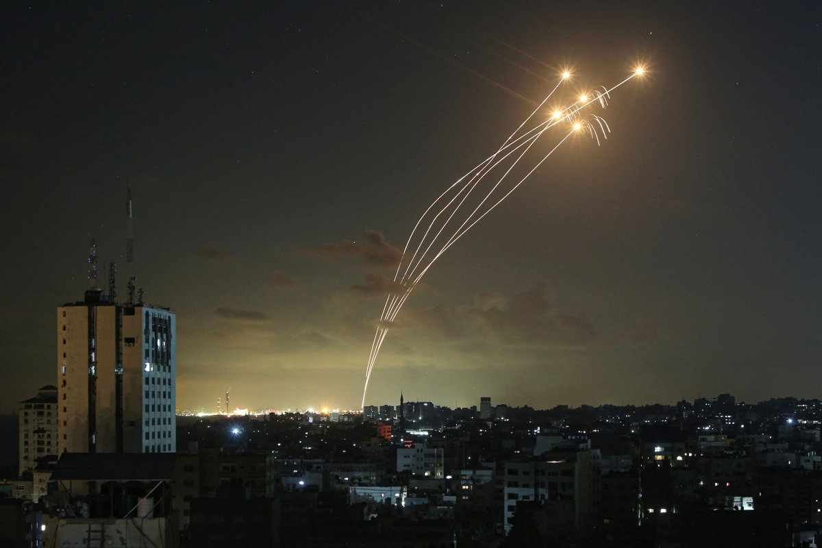 Israels Iron Dome feuert Raketen auf Gaza