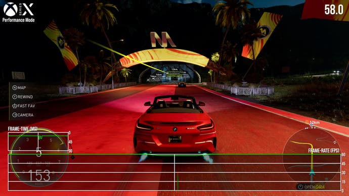 Screenshot der Leistung der Xbox Series X beim Crew Motorfest, der einen geringfügigen Rückgang von 60 fps zeigt