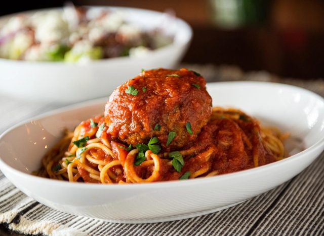 Maggianos Spaghetti und Fleischbällchen
