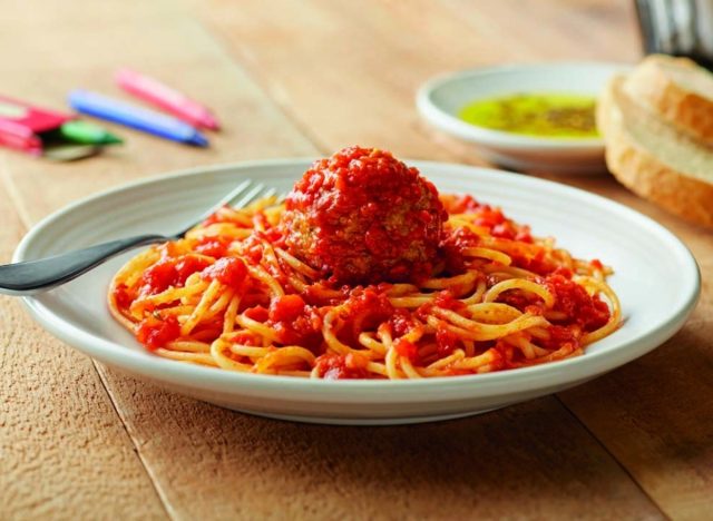 Carrabbas Spaghetti und Fleischbällchen