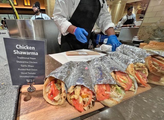 Hühnchen-Shawarma-Sandwiches bei Wegmans in New York City