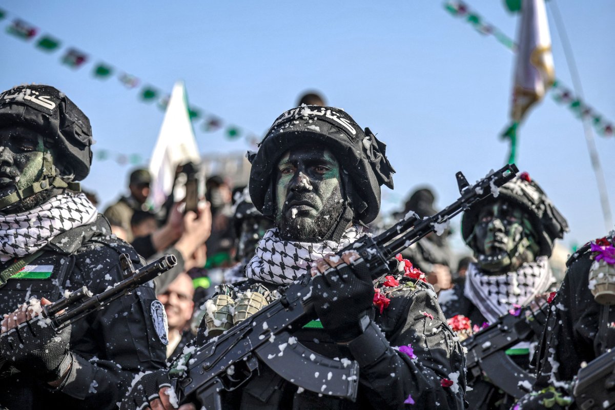 Hamas-Kämpfer während einer Kundgebung in Gaza-Stadt