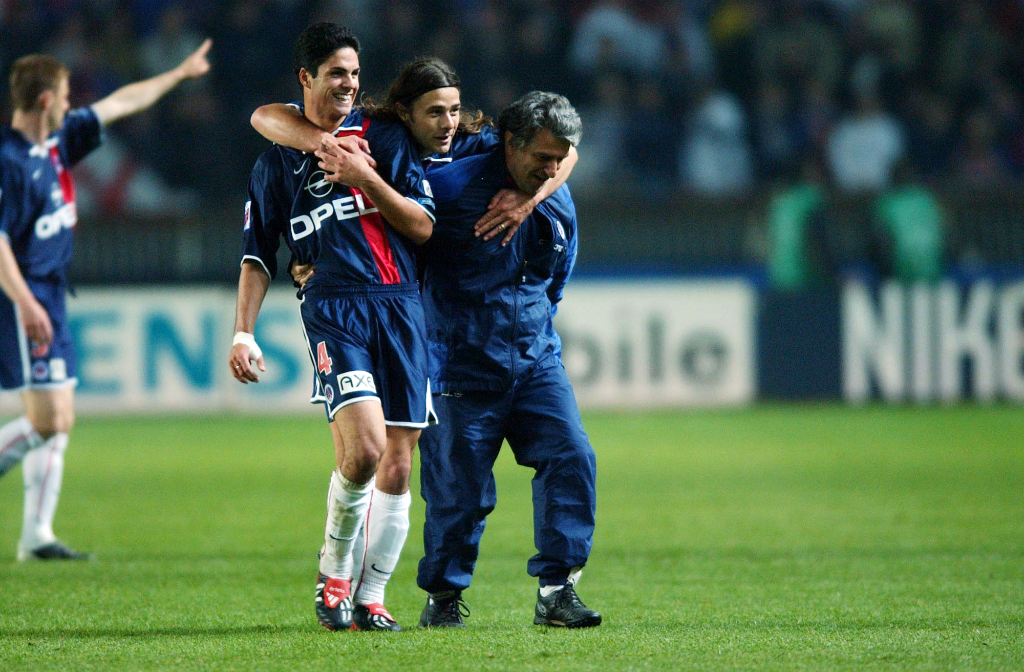 Arteta und Pochettino spielten 2001 zusammen bei Paris Saint-Germain