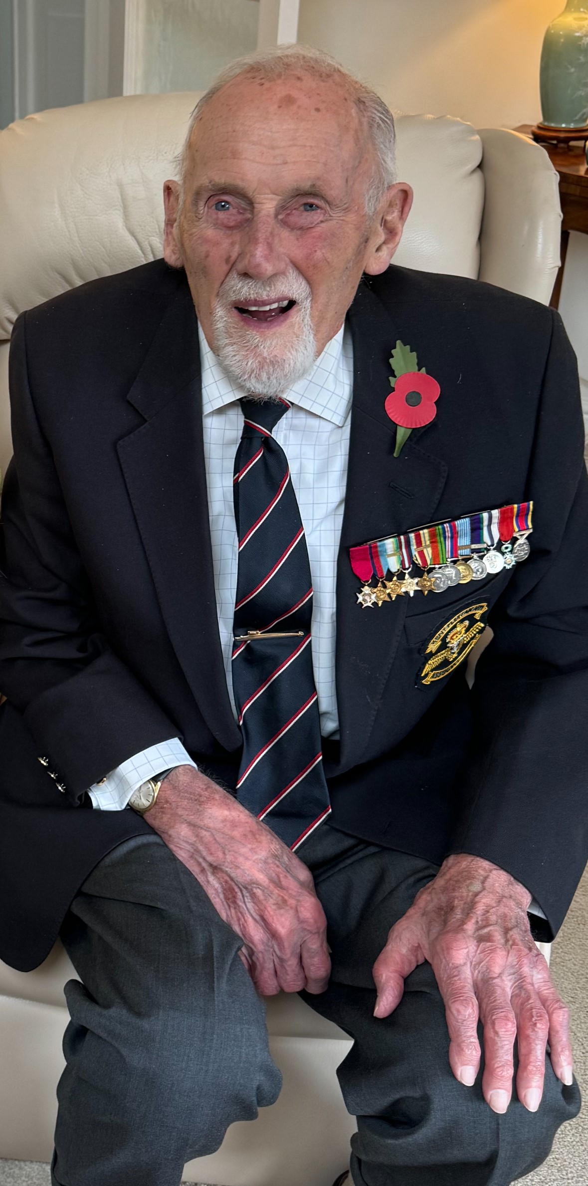 Der D-Day-Veteran John Roberts diente 40 Jahre lang in der Royal Navy und wurde Kapitän der HMS Ark Royal