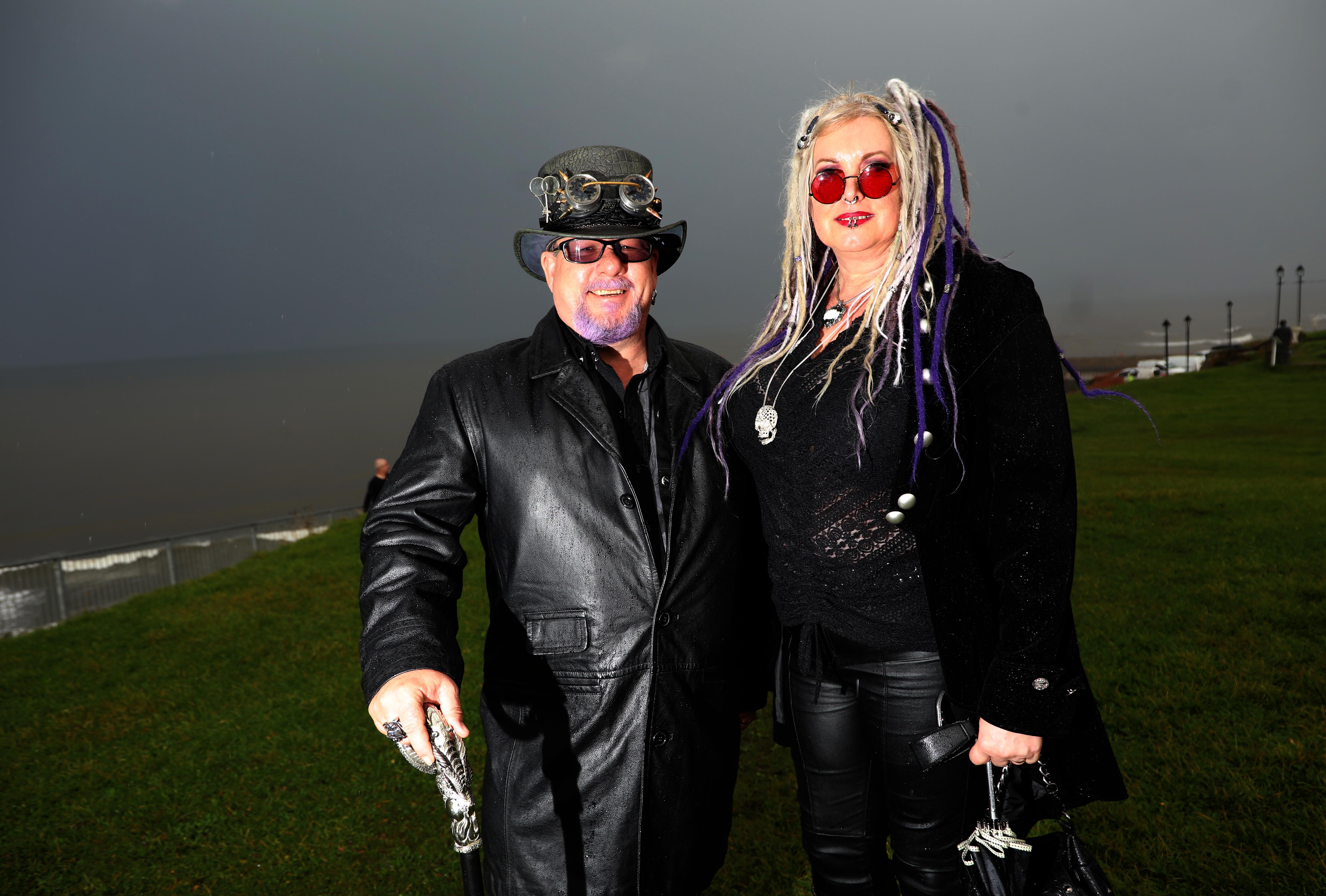 Dave und Janet Galloway nehmen am Gothic-Wochenende teil