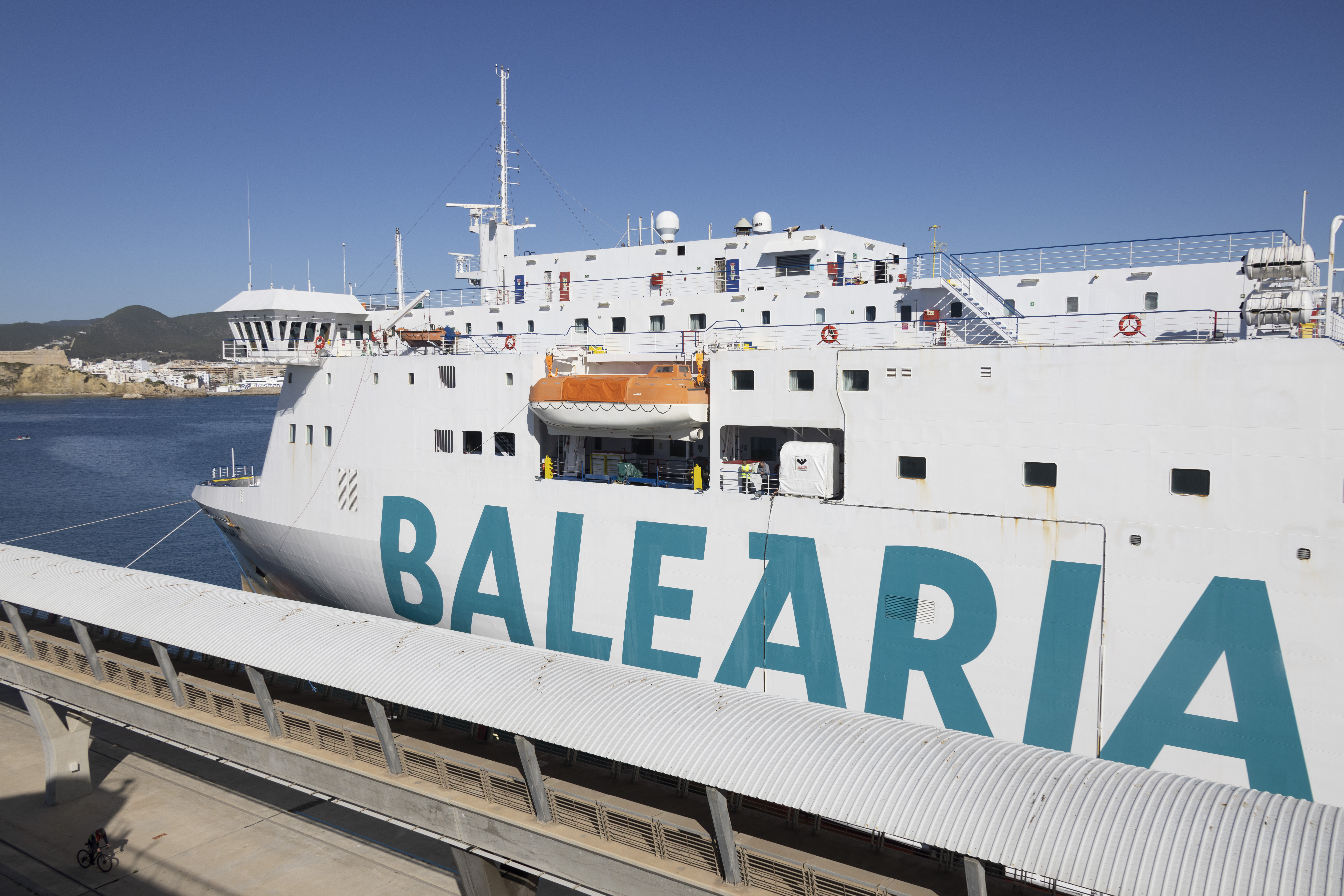 Der 24-Jährige bestieg auf Ibiza eine Balearia-Fähre, um nach Barcelona zu reisen