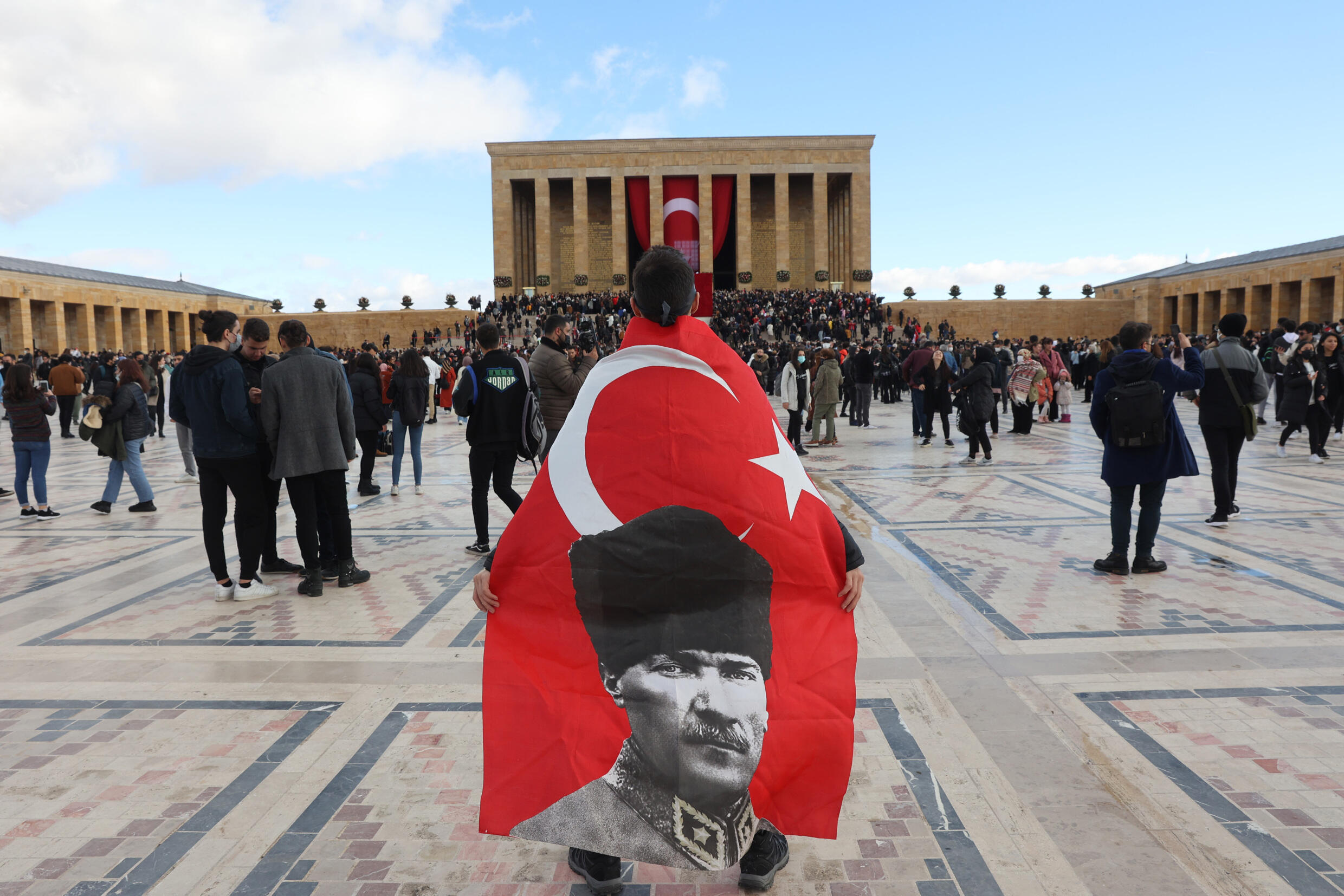 Mustafa Kemal Atatürks Ehrenname bedeutet „Vater aller Türken“.