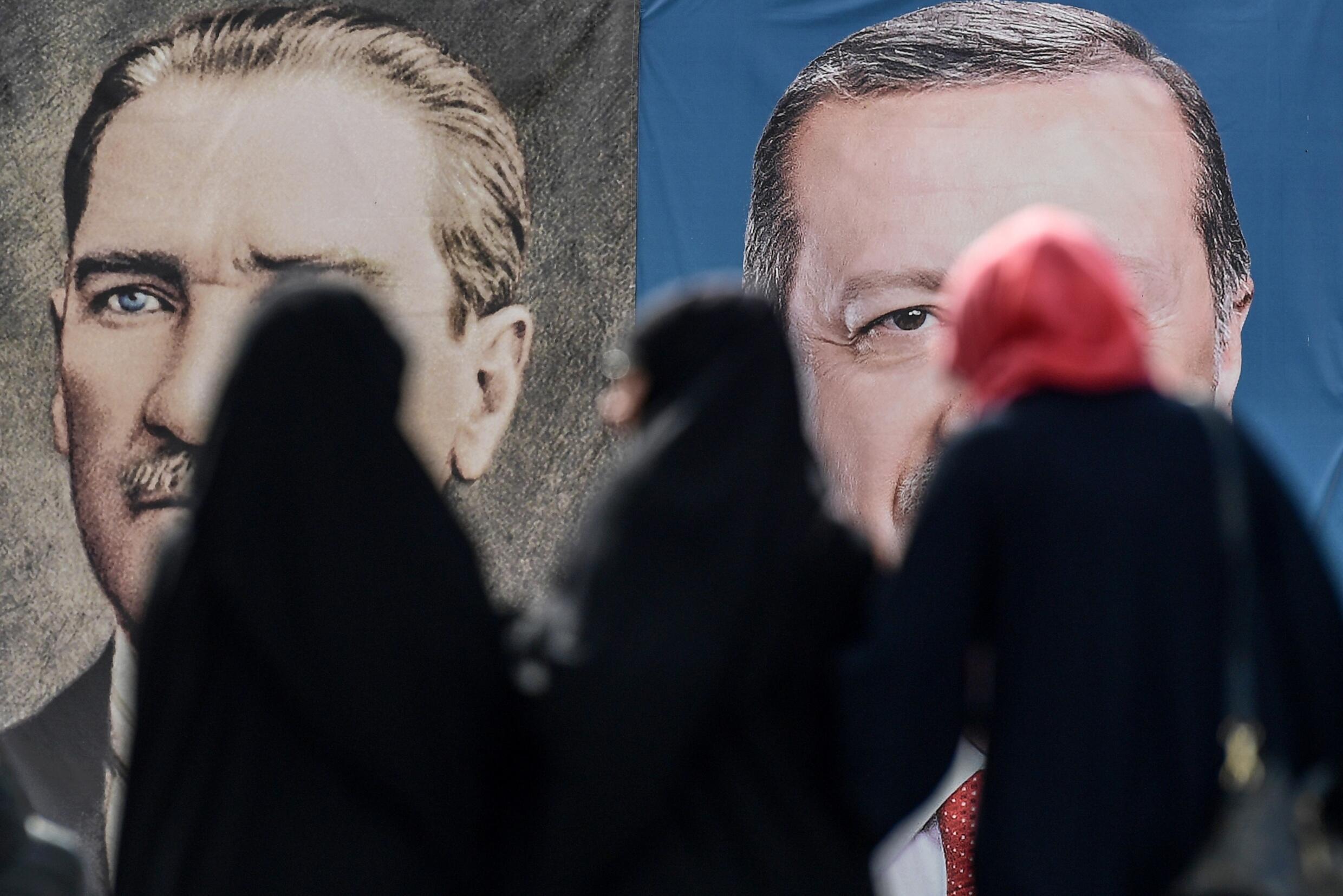 Der türkische Präsident Recep Tayyip Erdogan möchte, dass das Recht der Frauen, in der Öffentlichkeit verschleiert zu bleiben, gesetzlich verankert wird.