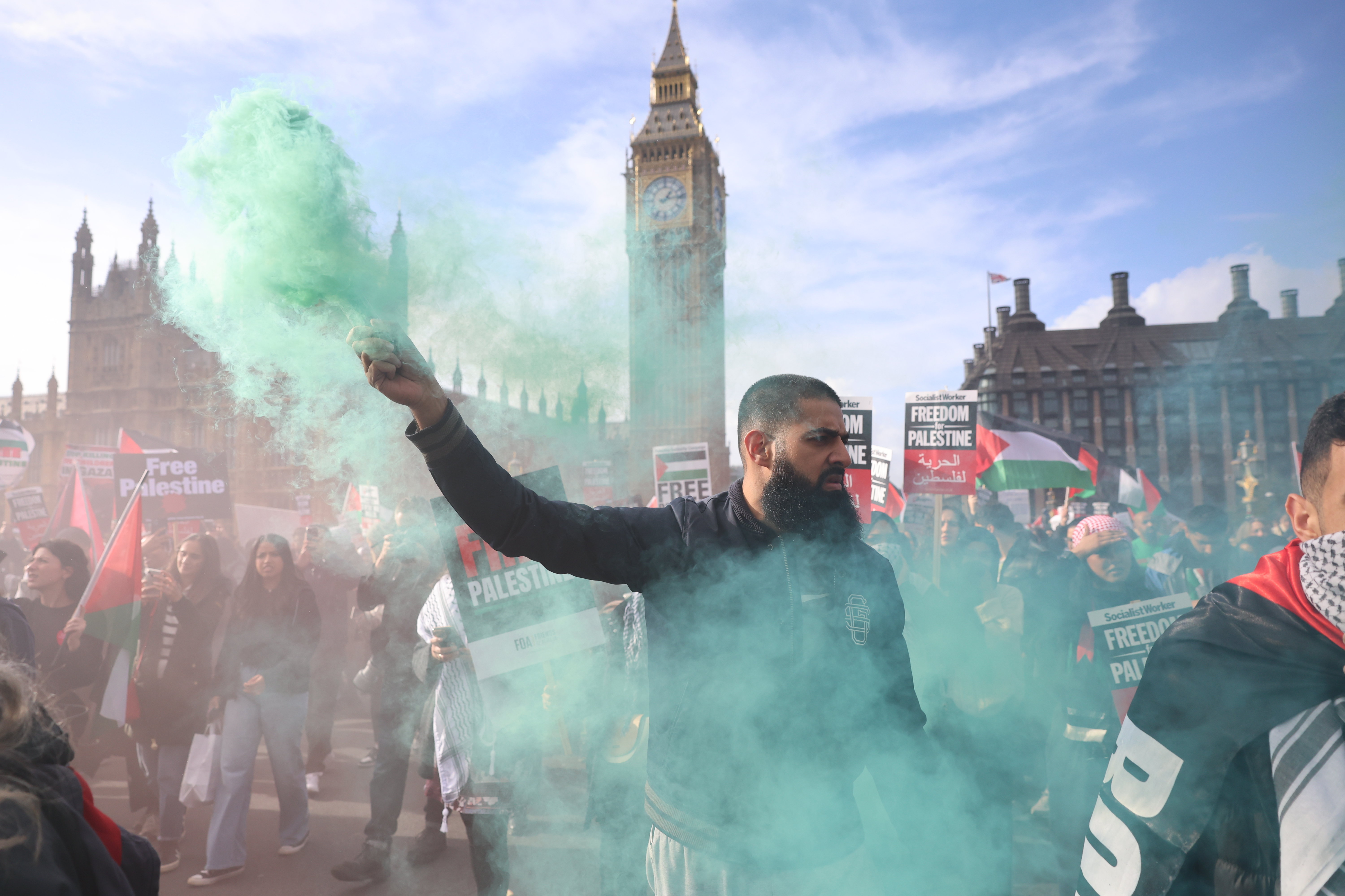 Die Proteste in London spiegelten sich in Großstädten in ganz Großbritannien wider