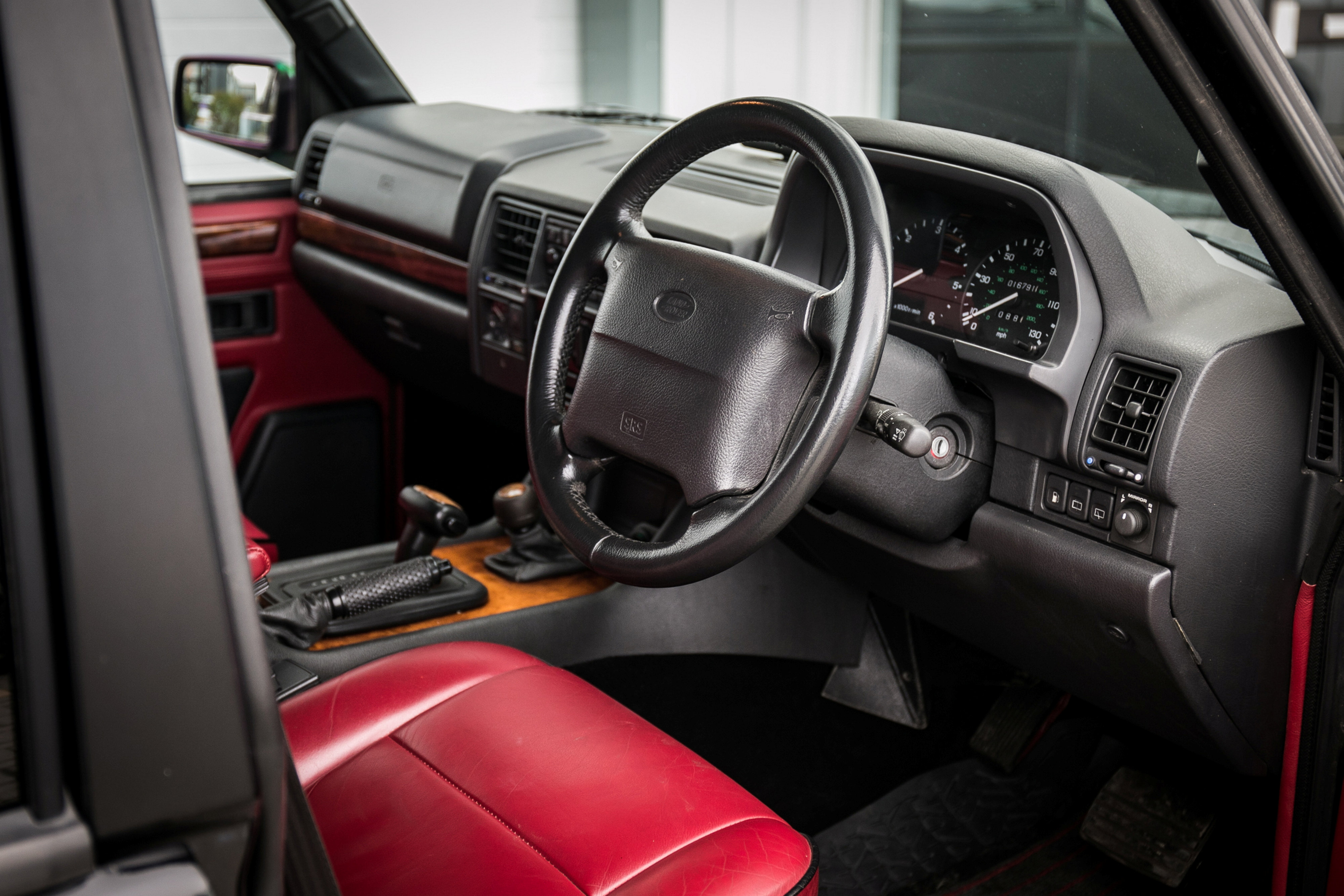 Der Range Rover von 1994 wurde von Townley Cross Country Vehicles Ltd. individuell angepasst