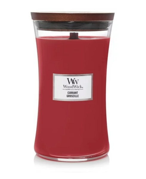 Das Geschäft bietet auch Kerzen anderer Marken an, beispielsweise WoodWick