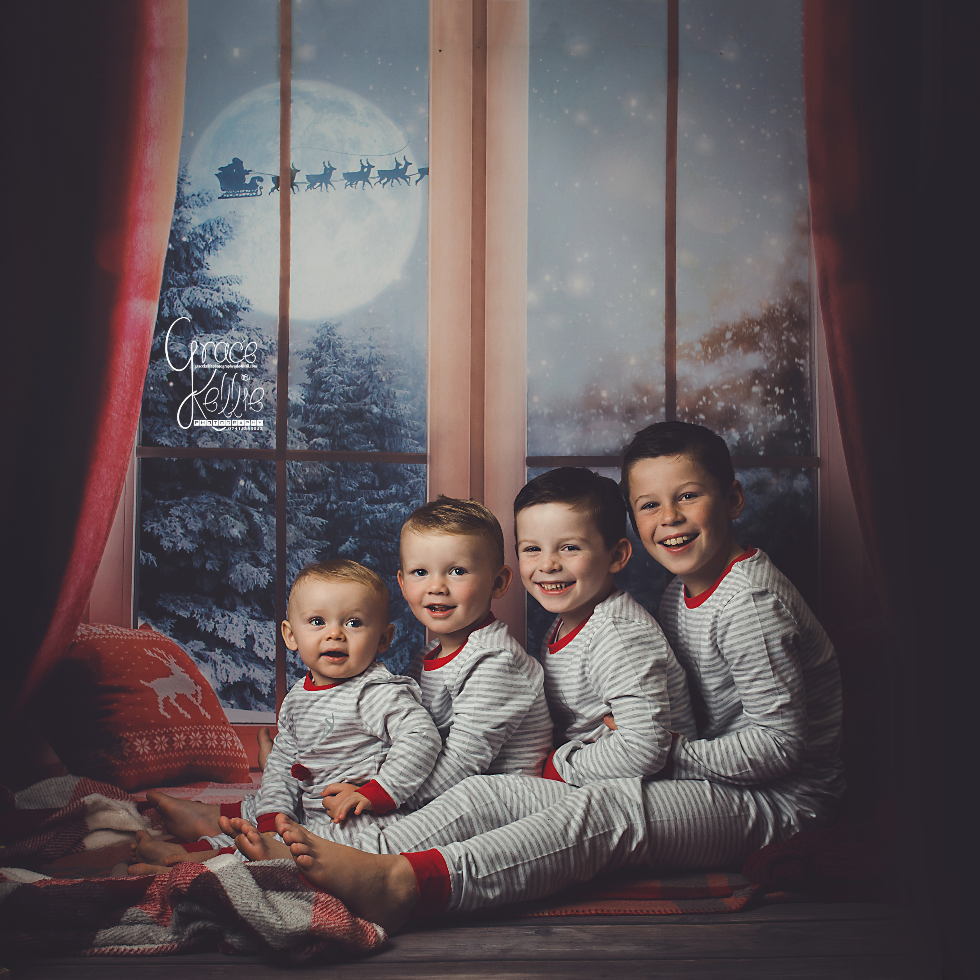 Die Jungs trugen die gleichen Klamotten für die Weihnachtskarte der Rooneys im Jahr 2018