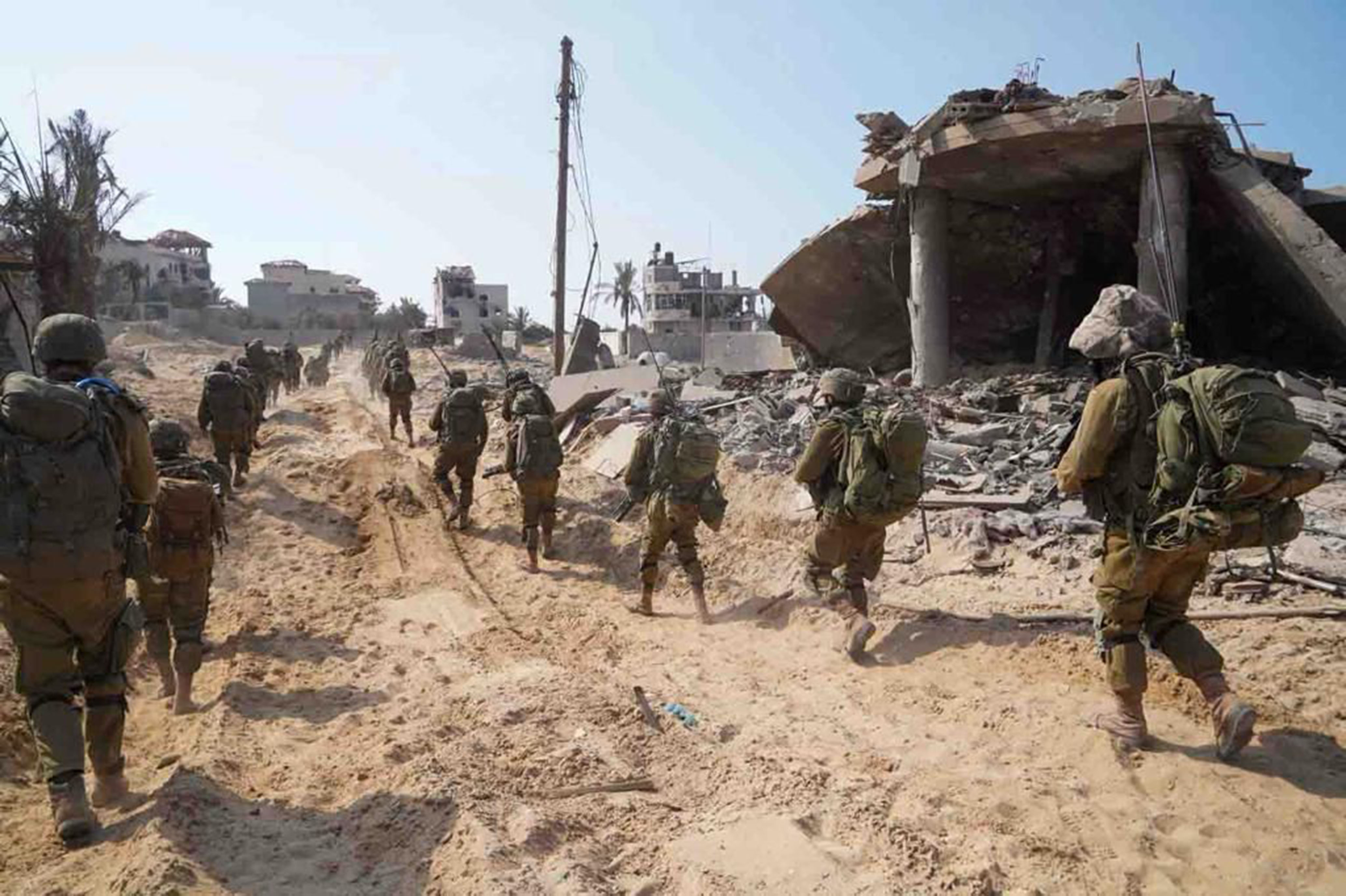 Experten haben gewarnt, dass vor Ort befindliche israelische Truppen in die „Tötungszonen“ der Hamas hineingezogen werden könnten.