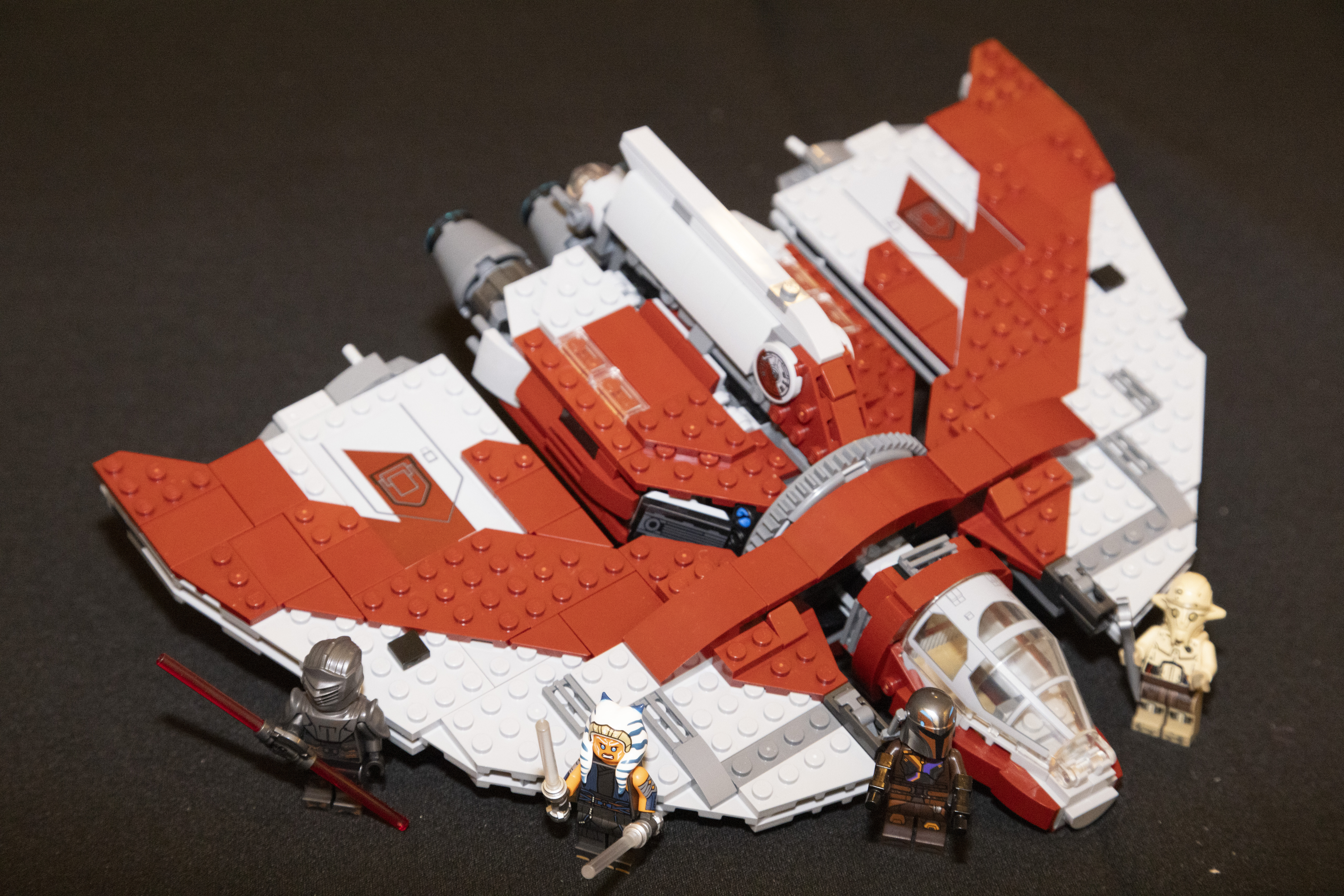 LEGO Star Wars Ahsoka Raumschiff kostet 64,99 £