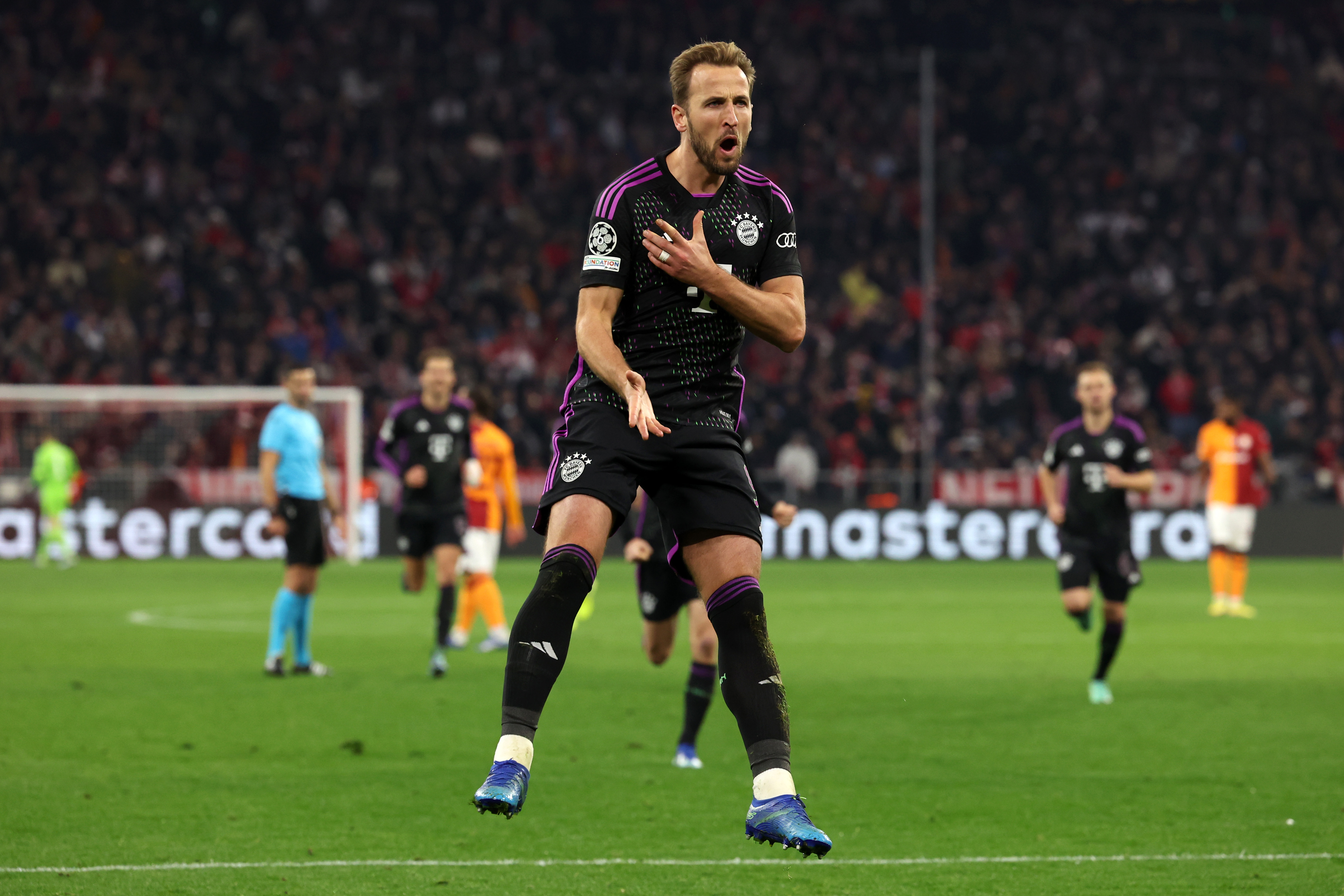 Kane festigte Münchens Position an der Spitze der Gruppe A