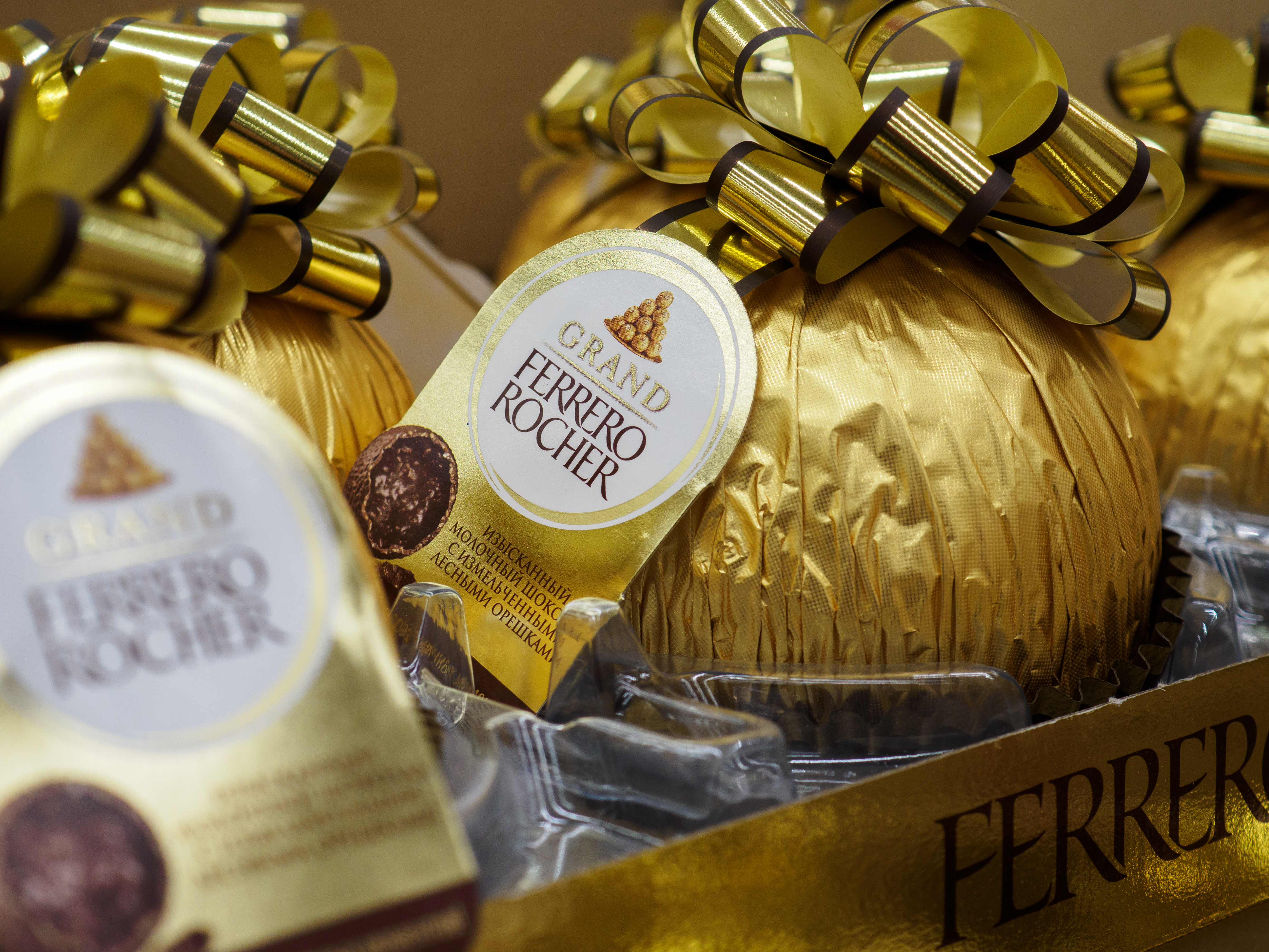 Gewerkschaften drohen damit, die Produktion von Schokoladentrüffeln von Ferrero Rocher einzustellen