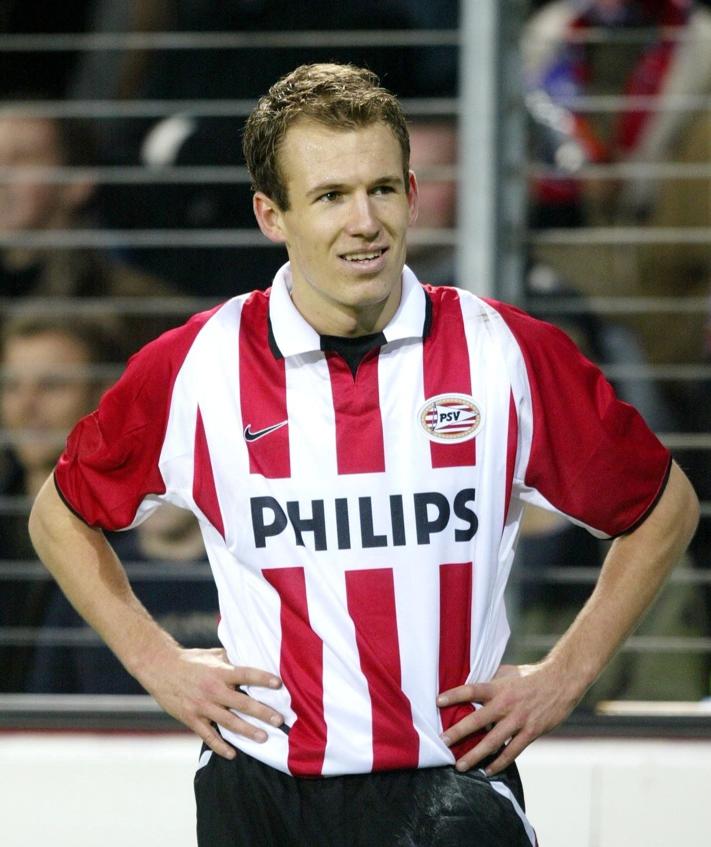 Arjen Robben, ein ehemaliger Chelsea-Spieler, ist Absolvent des FC Groningen