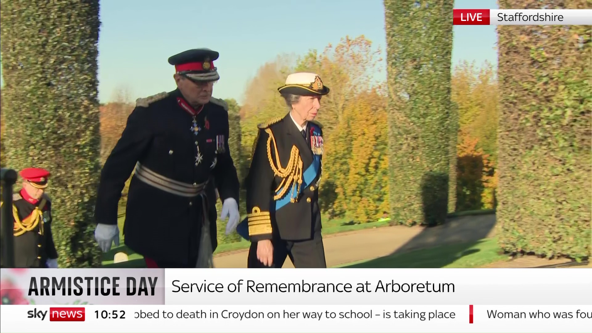 Prinzessin Anne leitet einen Gedenkgottesdienst auf dem Armed Forces Memorial im National Memorial Arboretum