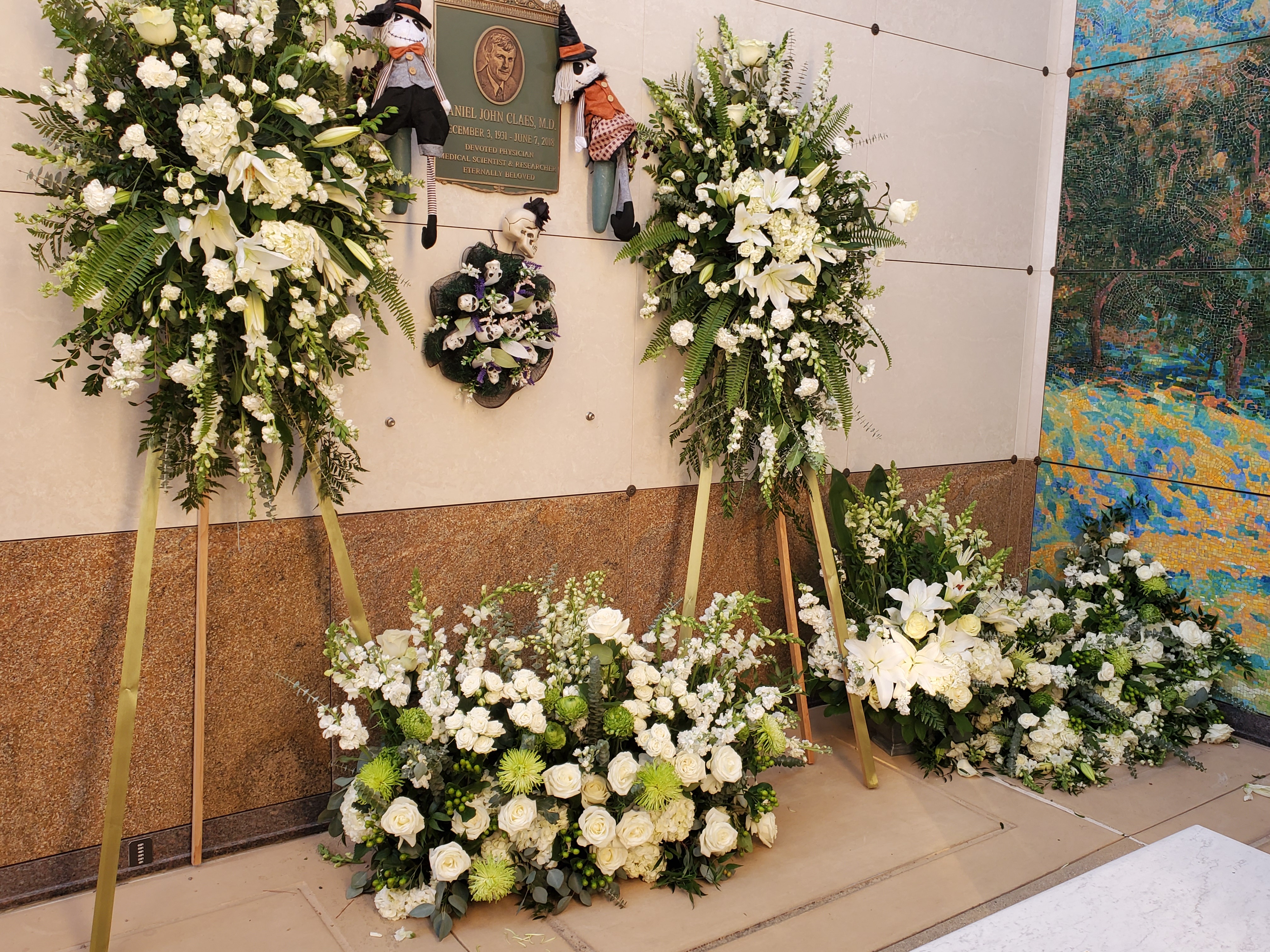 Zur Erinnerung an Matthew wurden bei seiner Beerdigung Blumen niedergelegt