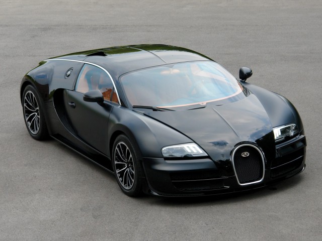 Der Bugatti ist eines der beeindruckendsten Autos seiner Sammlung