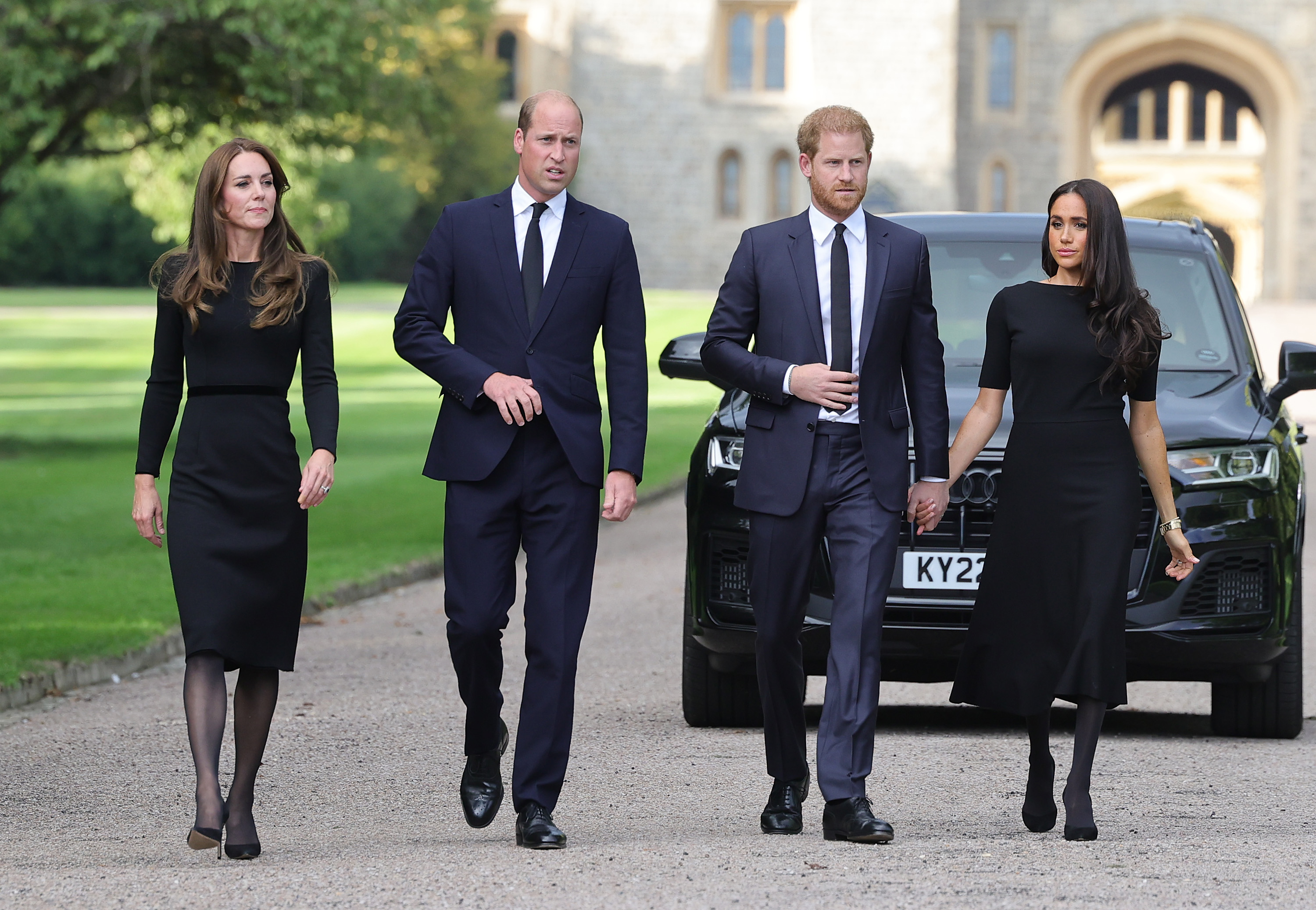 Prinzessin Kate, Wills, Harry und Meghan Markle zeigten in den Tagen nach dem Tod der Königin eine einheitliche Front