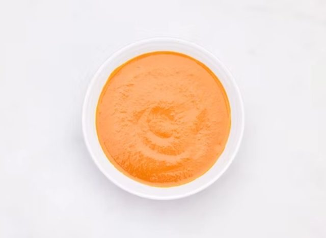 Mendocino Farms geröstete Tomaten-Basilikum-Suppe