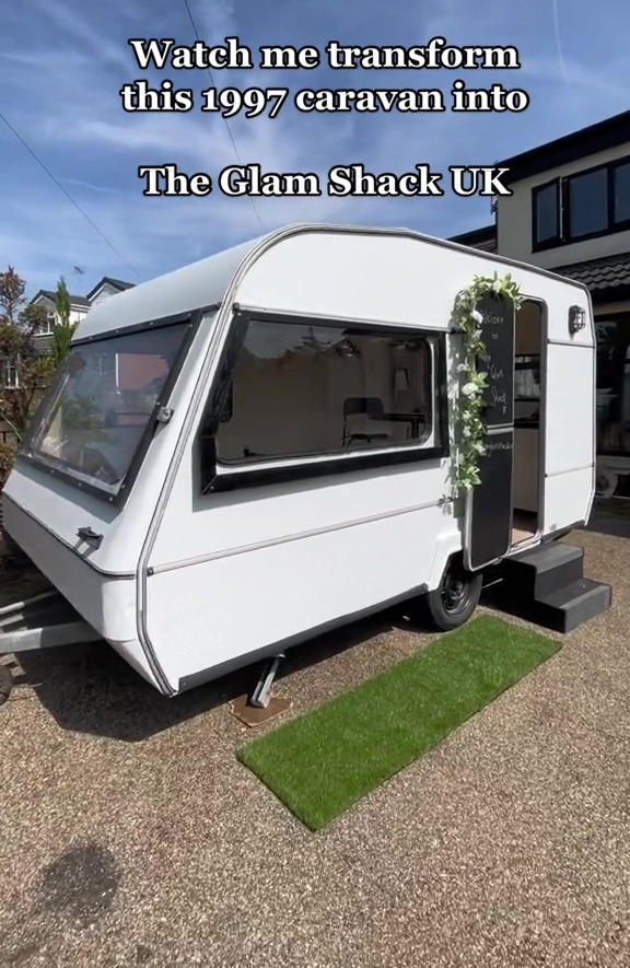 Mittlerweile reist The Glam Shack für Festivals, Geburtstagsfeiern und sogar Hochzeiten durch das Vereinigte Königreich