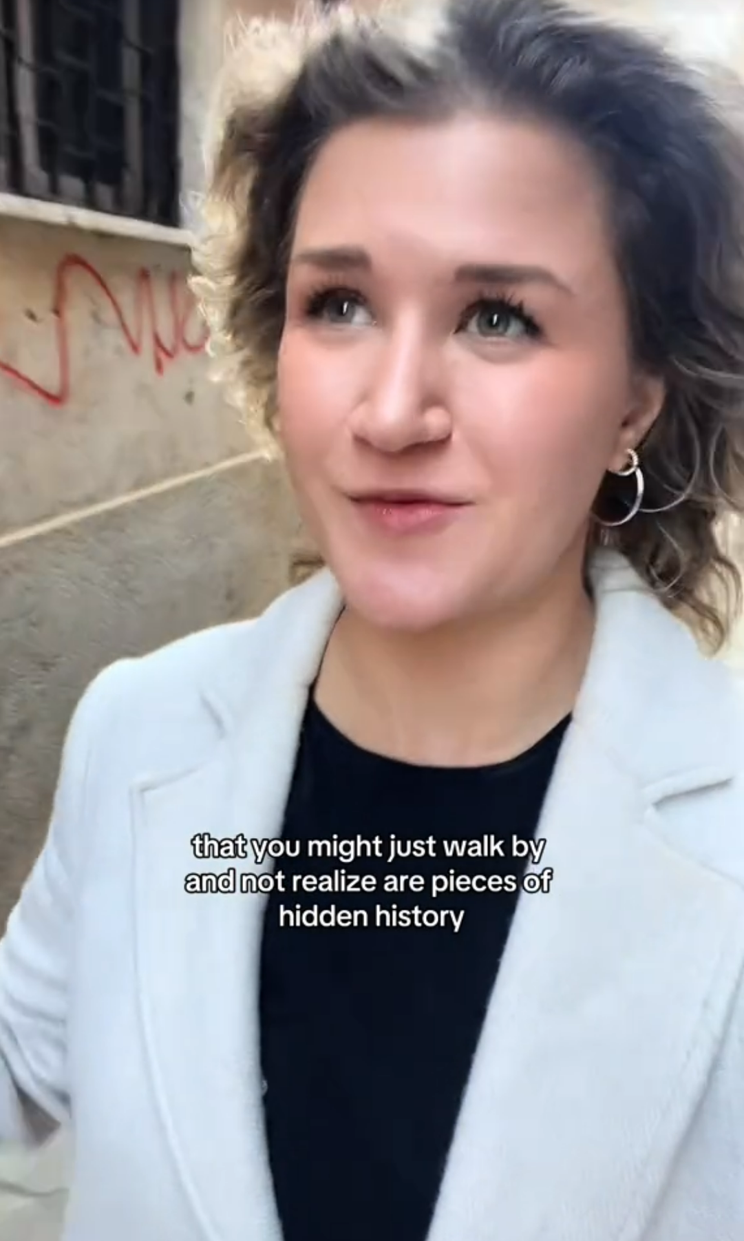 Die TikTok-Nutzerin und Reise-Influencerin Kacie Rose hat kürzlich ein Video über einige verborgene Stücke der Geschichte in Venedig gepostet