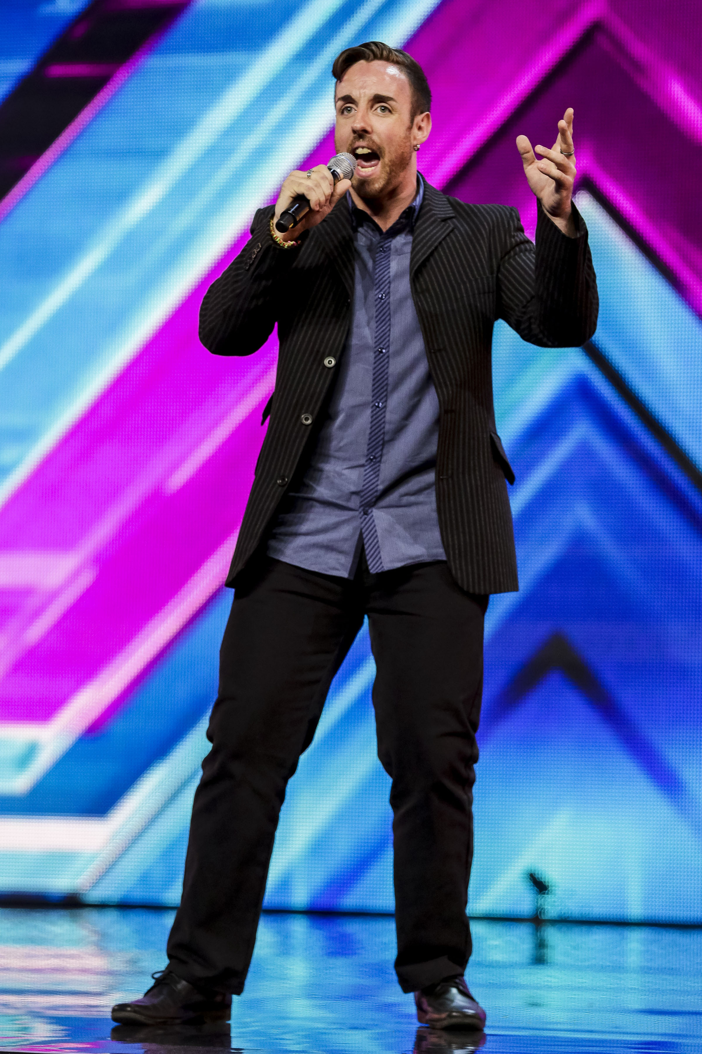 Stevi wurde 2014 bei The X Factor berühmt