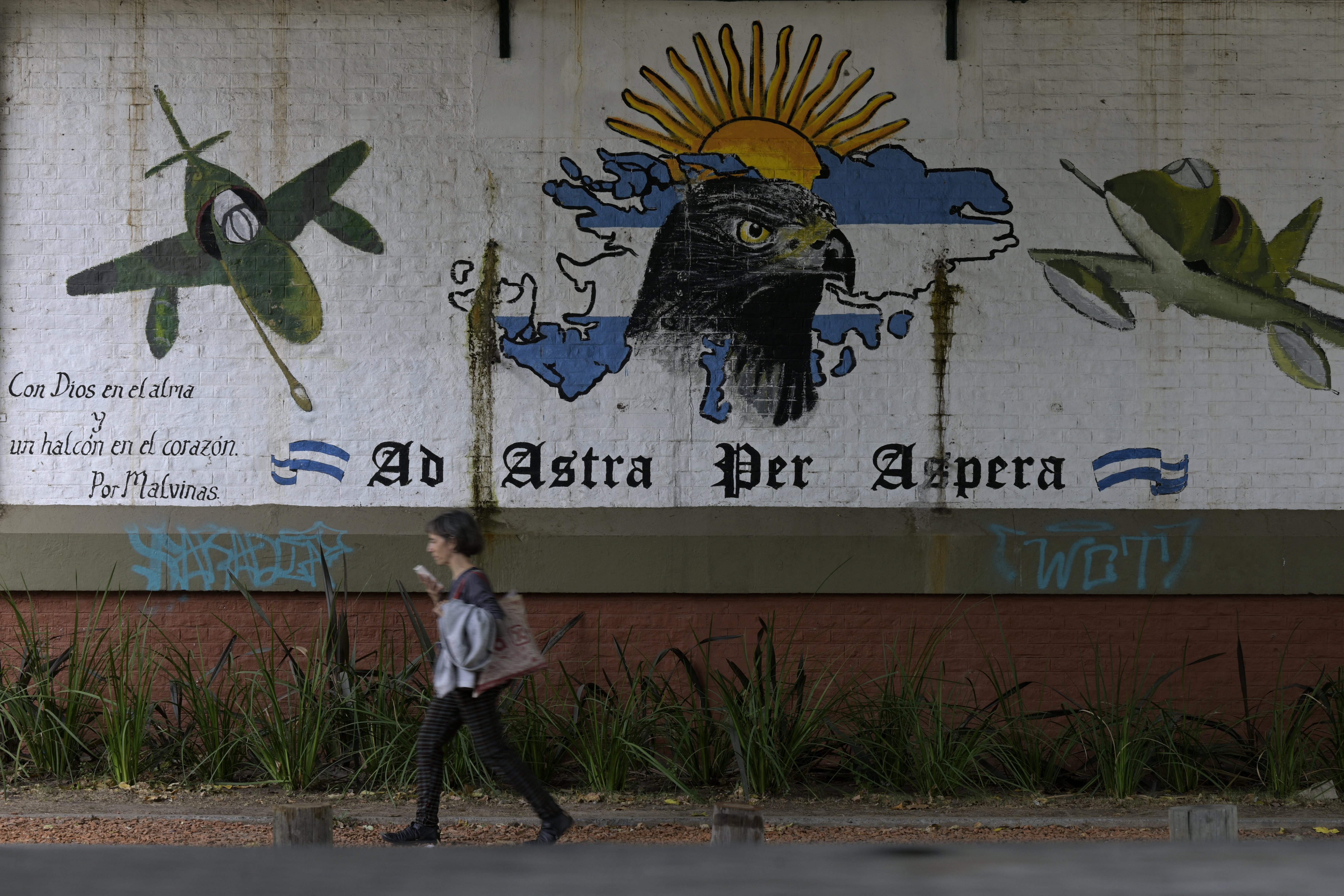 Ein Wandgemälde in Buenos Aires, das die argentinische Herrschaft über die Islas Malvinas darstellt