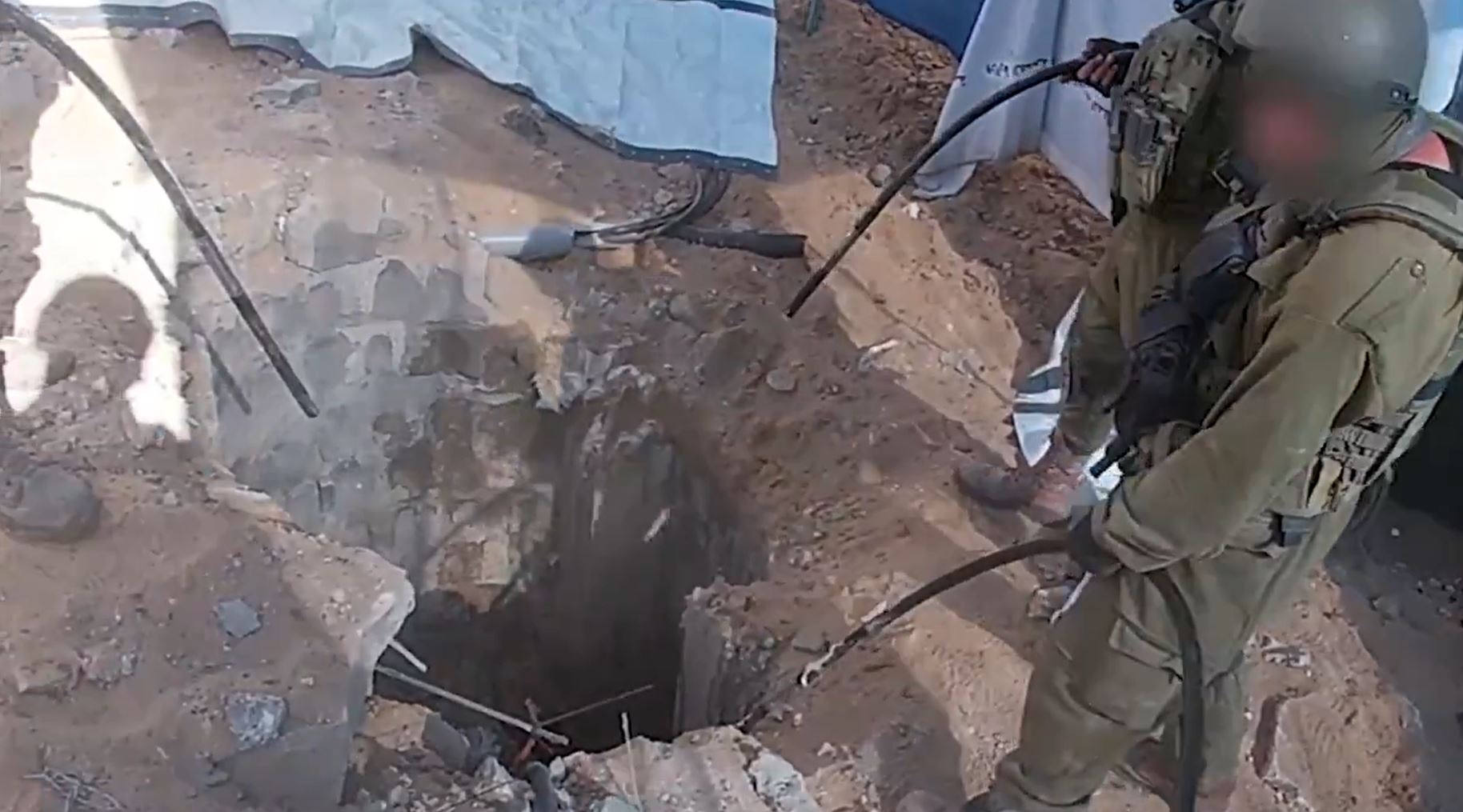 Leutnant Lerner nannte die unterirdischen Tunnel der Hamas das „größte Bauprojekt, das es je im Gazastreifen gab“.
