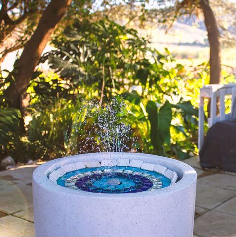 Das beruhigende Geräusch plätschernden Wassers ist großartig für jeden Garten