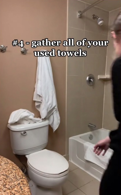 Die Gäste wurden aufgefordert, gebrauchte Handtücher einzusammeln