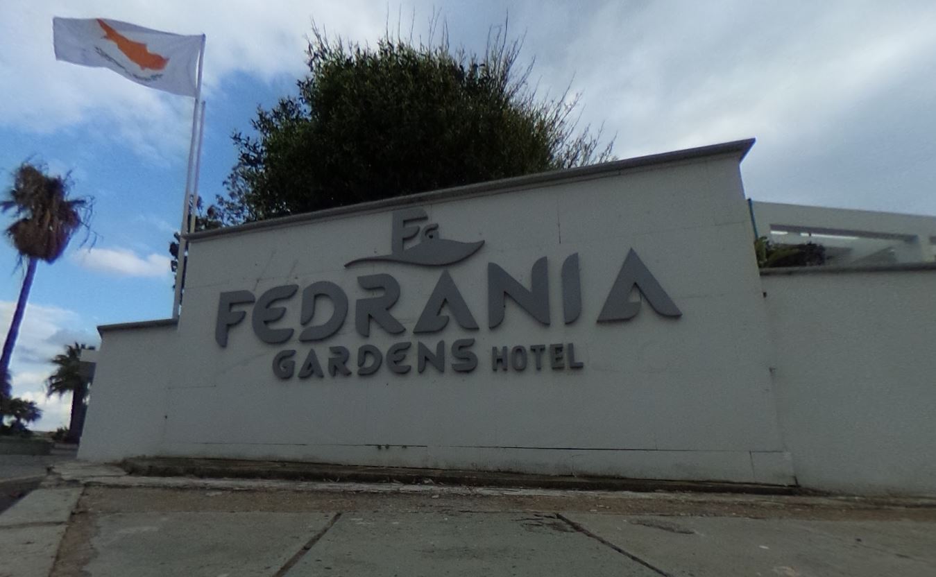 Die 20-jährige Britin wurde angeblich von den fünf israelischen Männern im Drei-Sterne-Hotel Ferandia Gardens vergewaltigt
