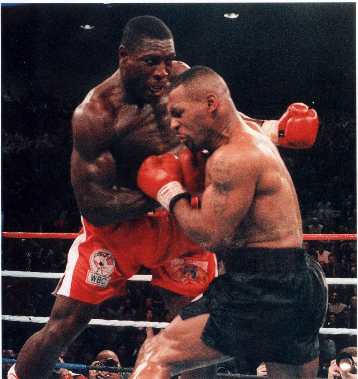 Frank kämpfte 1996 gegen den gnadenlosen US-Schwergewichtler Mike Tyson