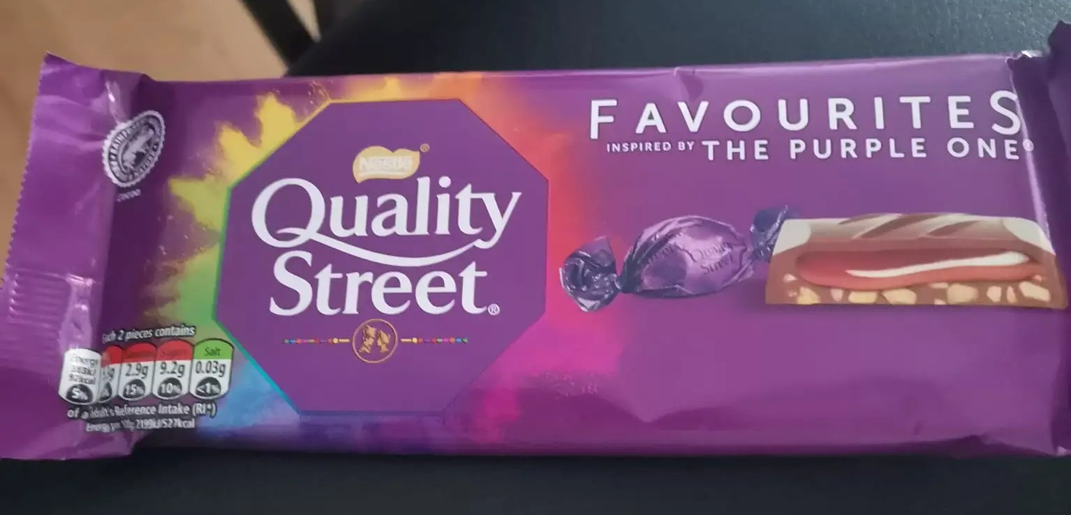 Nicht nur der Preis der Toblerone-Boxen wurde enorm reduziert, sondern auch eine beliebte Schokoladentafel von Quality Street
