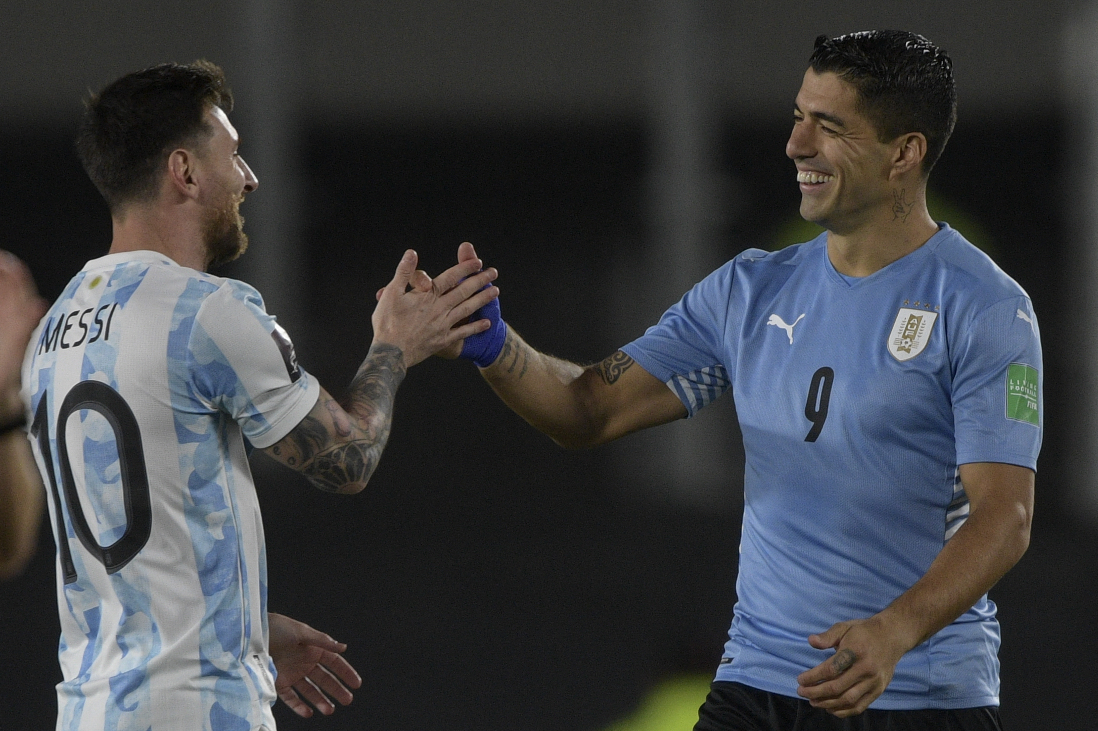 Der Argentinier Messi und der Uruguayer Luis Suarez werden bei Inter Miami wieder vereint sein, nachdem sie bei Barcelona eine starke Freundschaft entwickelt haben