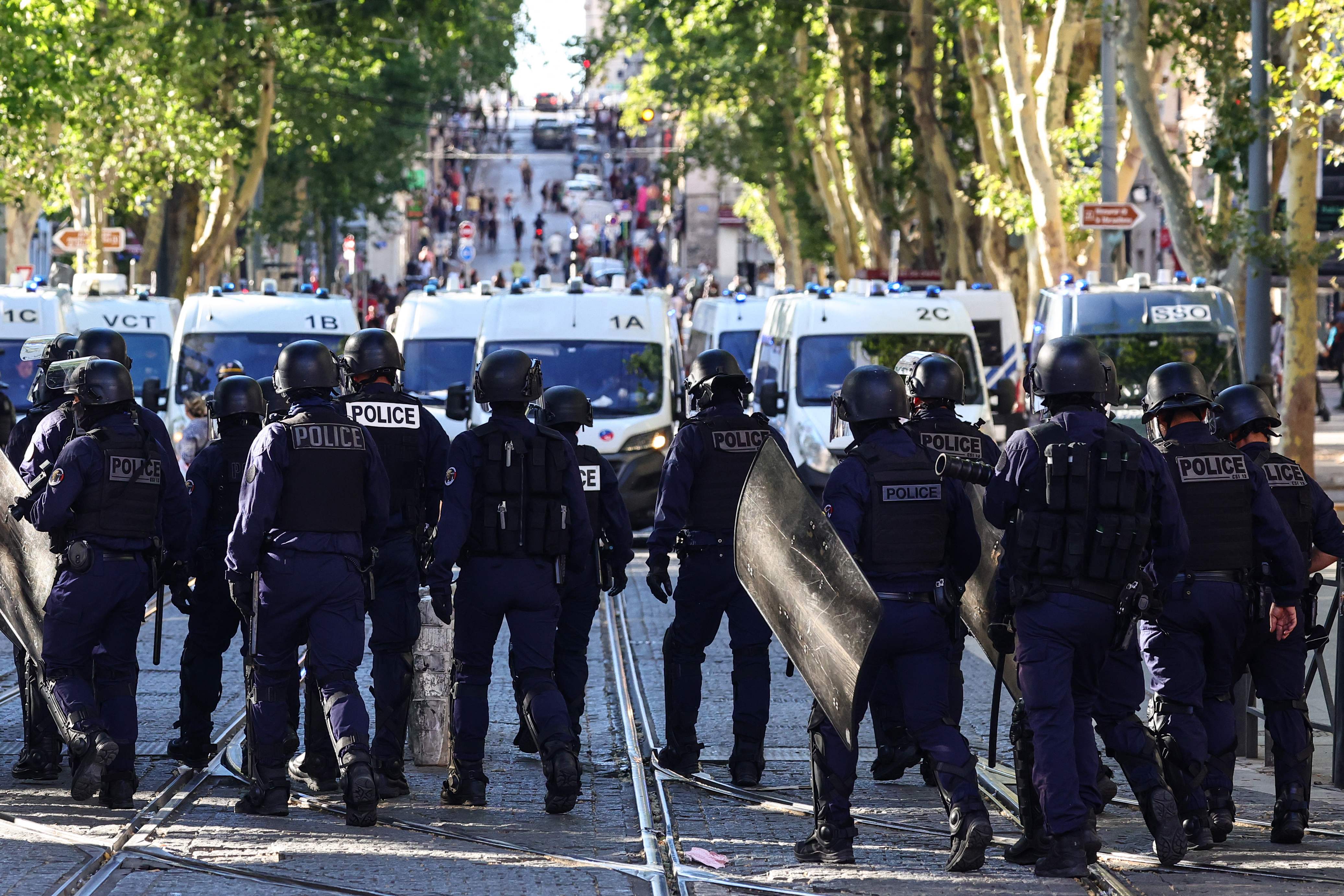Frankreich bleibt dran "sehr hoch" Risikowarnung