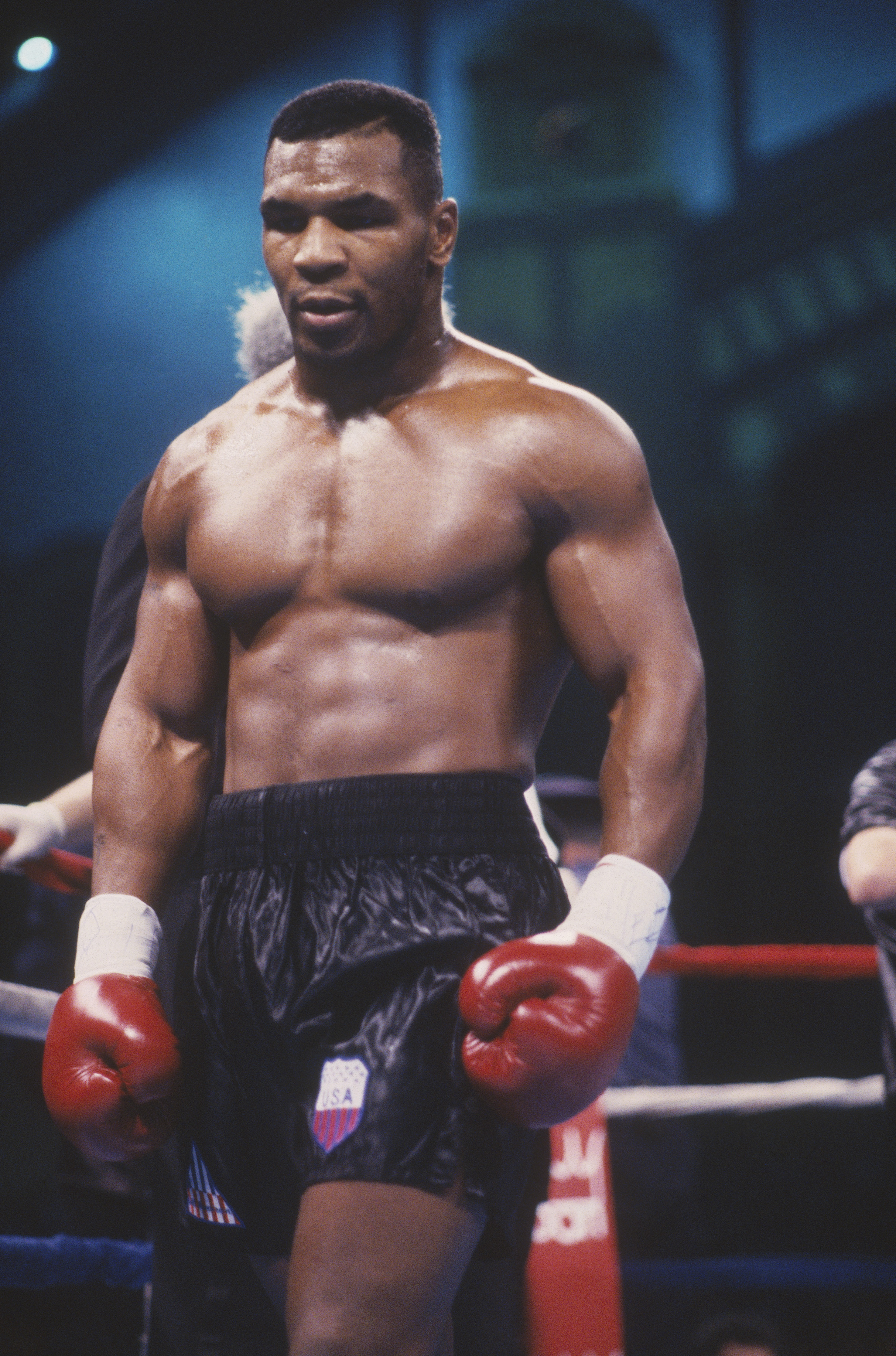 Mike Tyson ist der jüngste Champion im Schwergewichtsboxen aller Zeiten