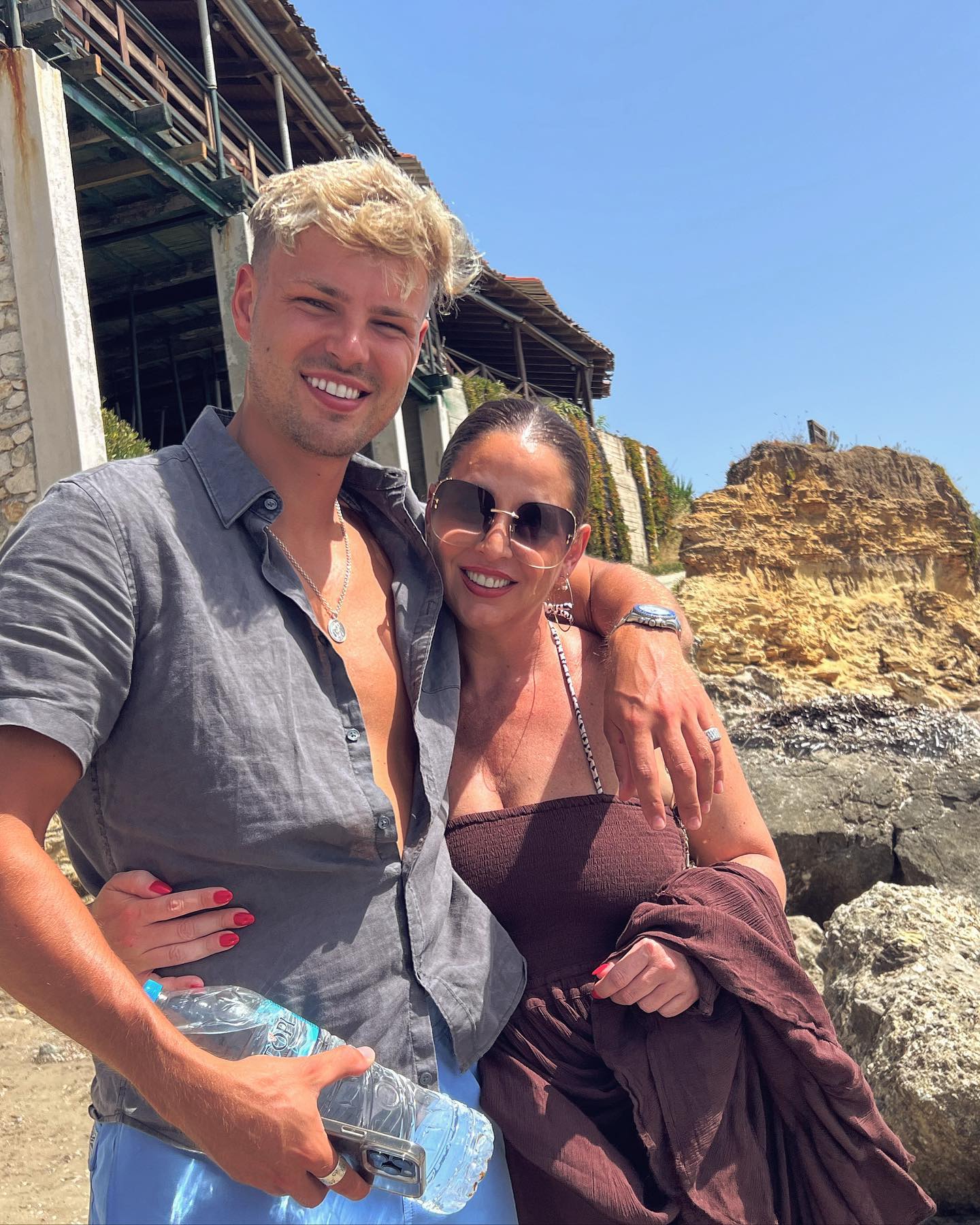 William mit Stiefmutter Tara im Urlaub auf Korfu