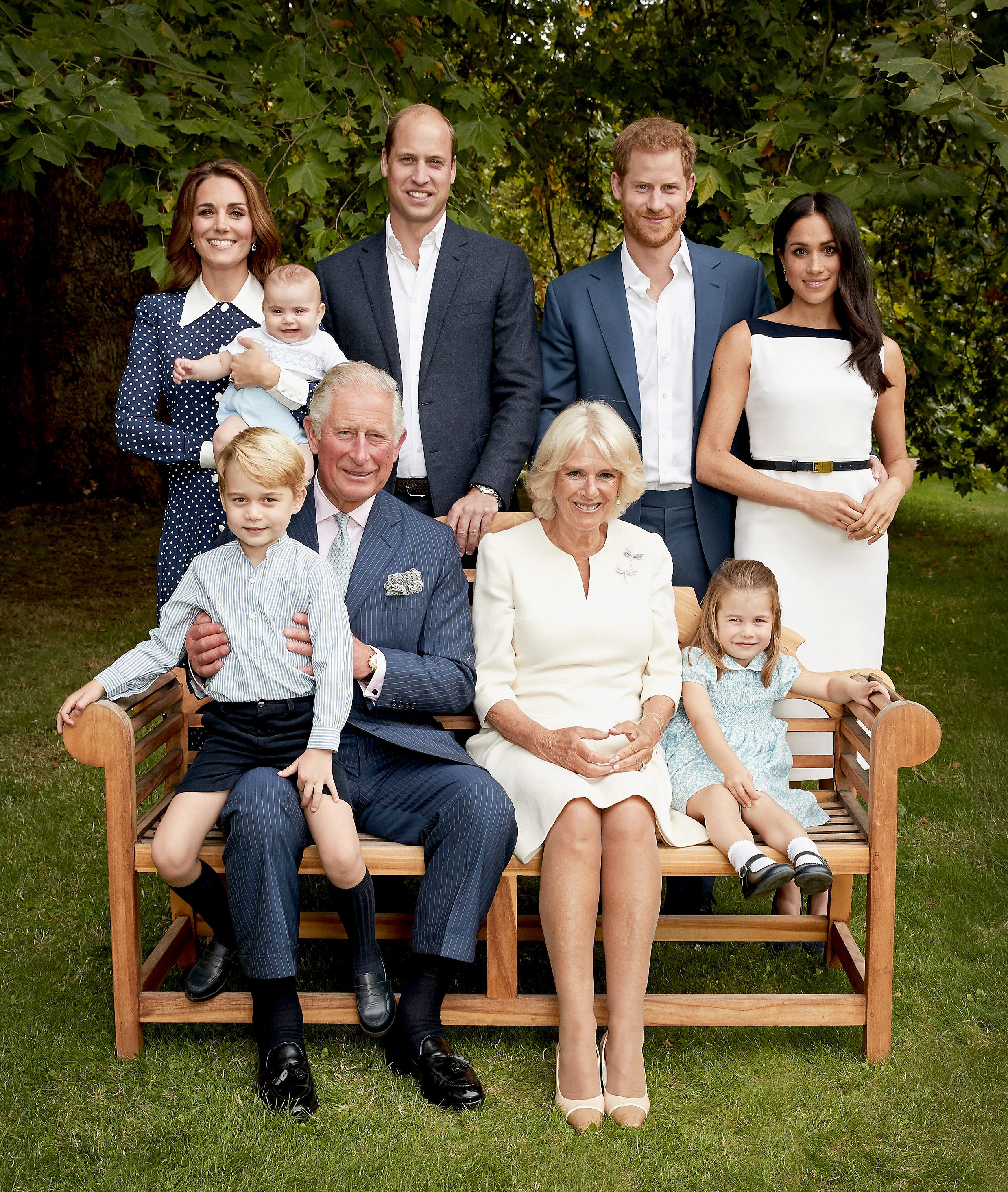 Laut einem königlichen Experten wird Camillas Podcast Harry und Meghan auf die Palme bringen